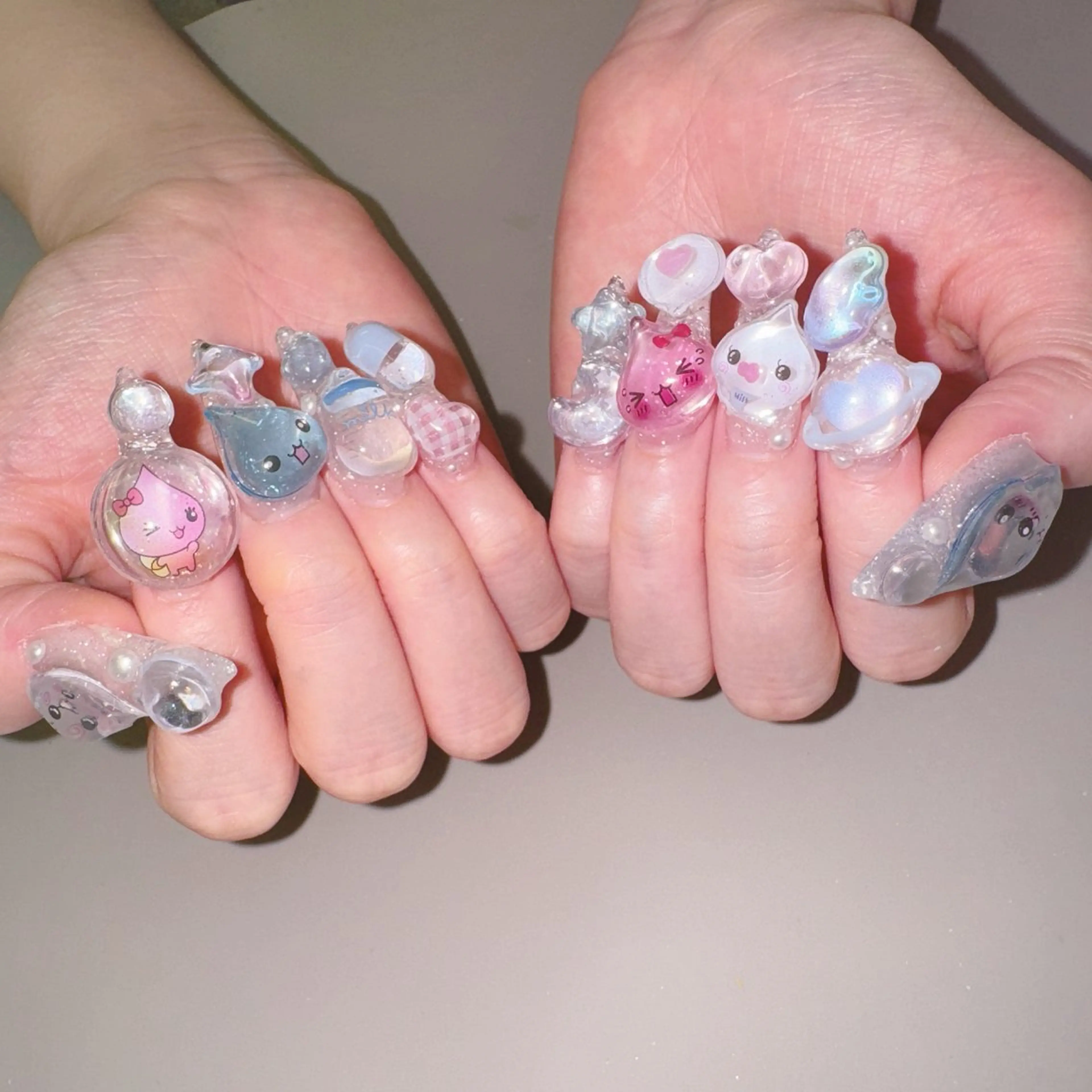 ネイル 持ち込み ハンドネイル Nail Salon MooNのネイルデザイン