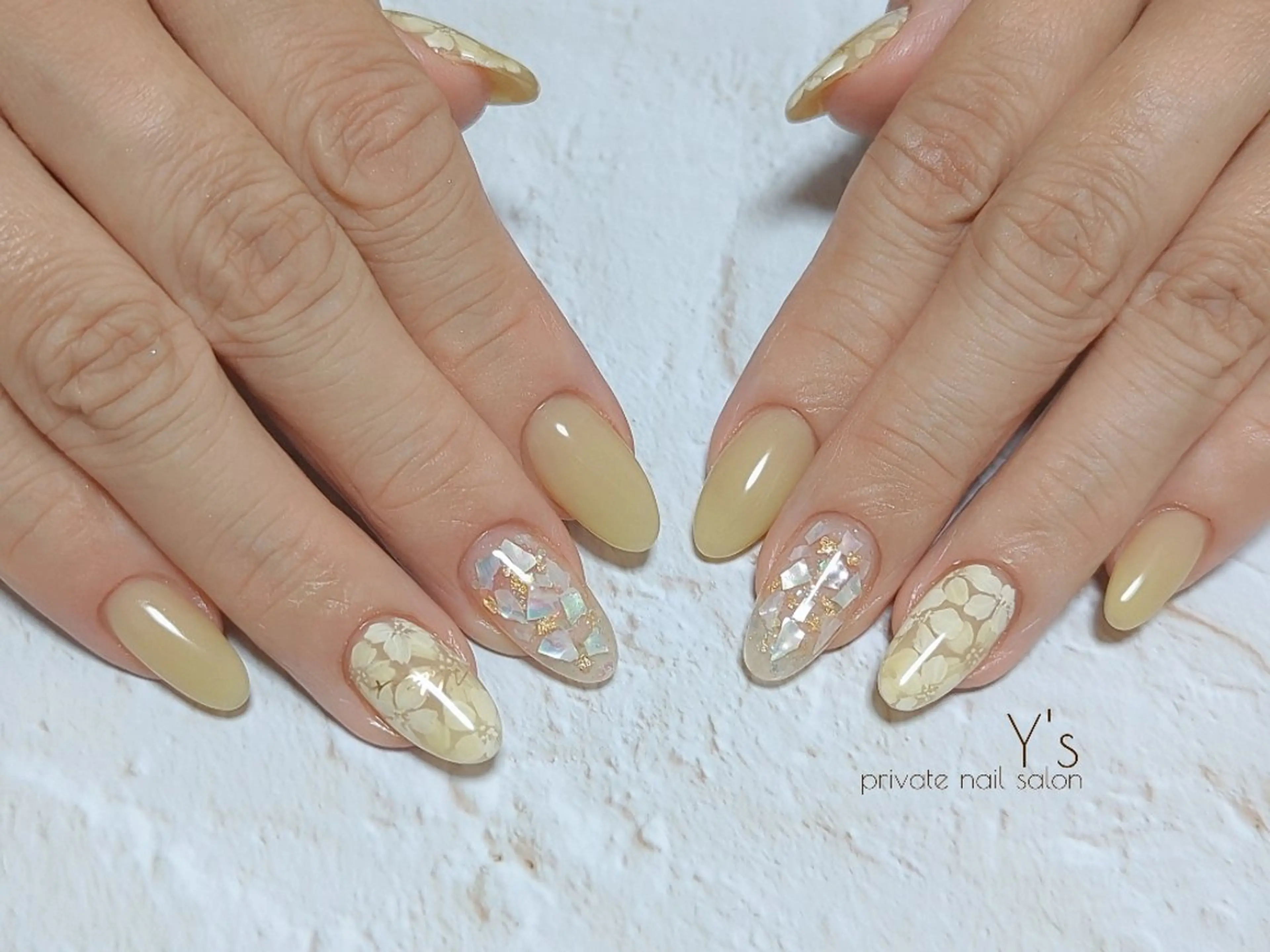 ネイル ハンドネイル YUMI NAGAI  のネイルデザイン