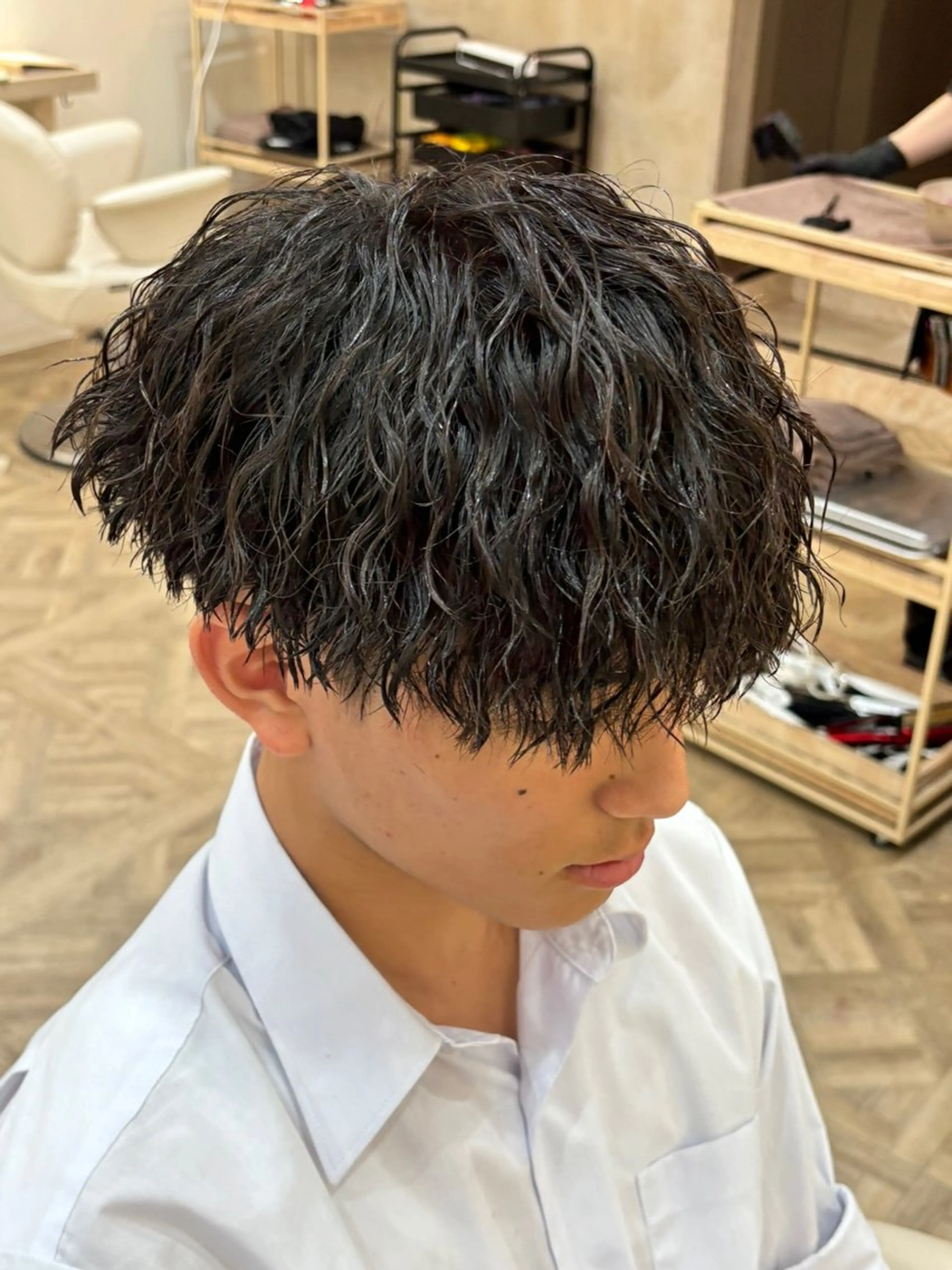 ショート パーマ メンズ カット パーマ トリートメント パーマ職人DAIKI ツイスパ/波巻きのヘアスタイル