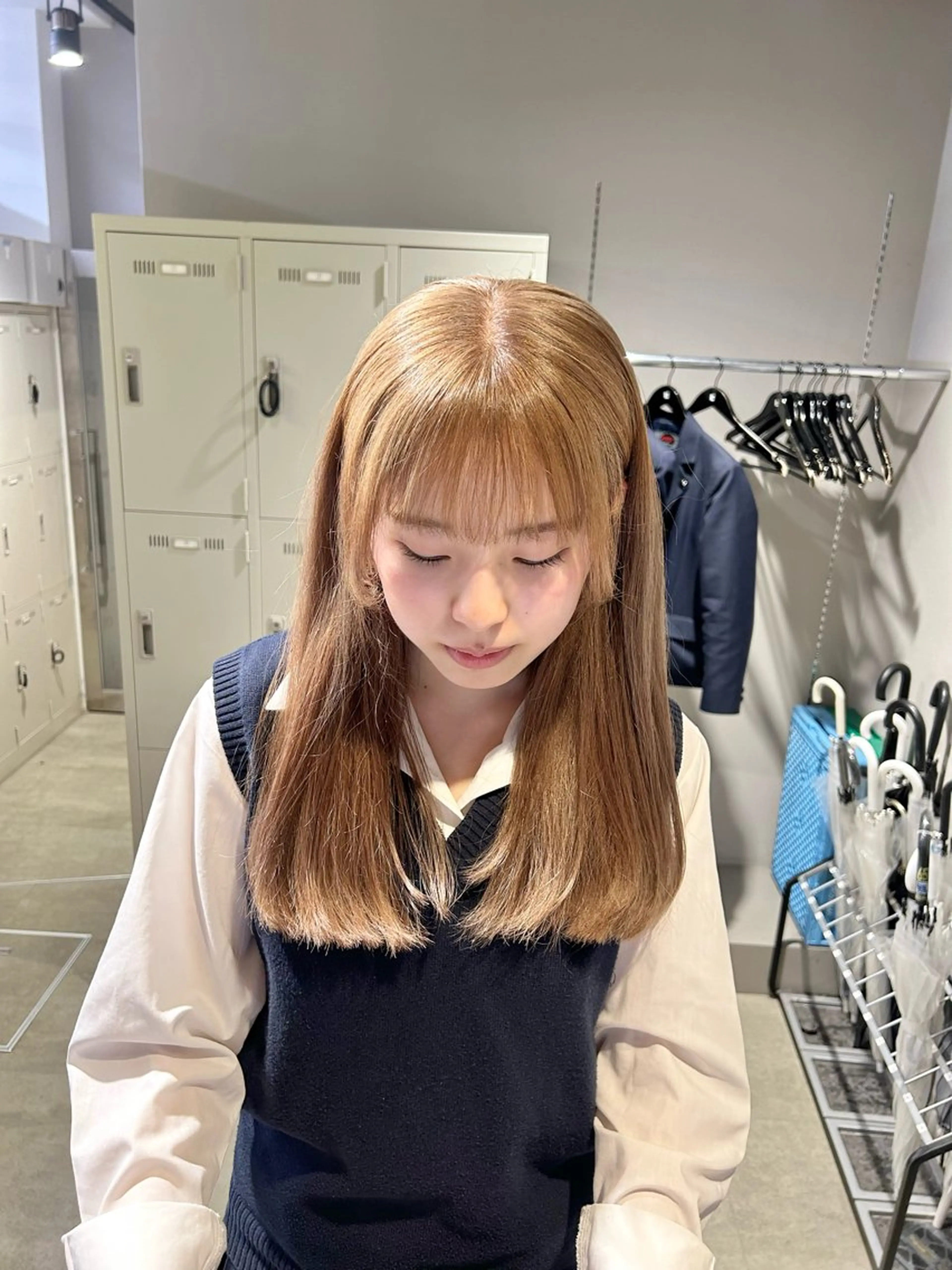 カラー 透明感ベージュ🤎 ナチュラルレイヤーのヘアスタイル