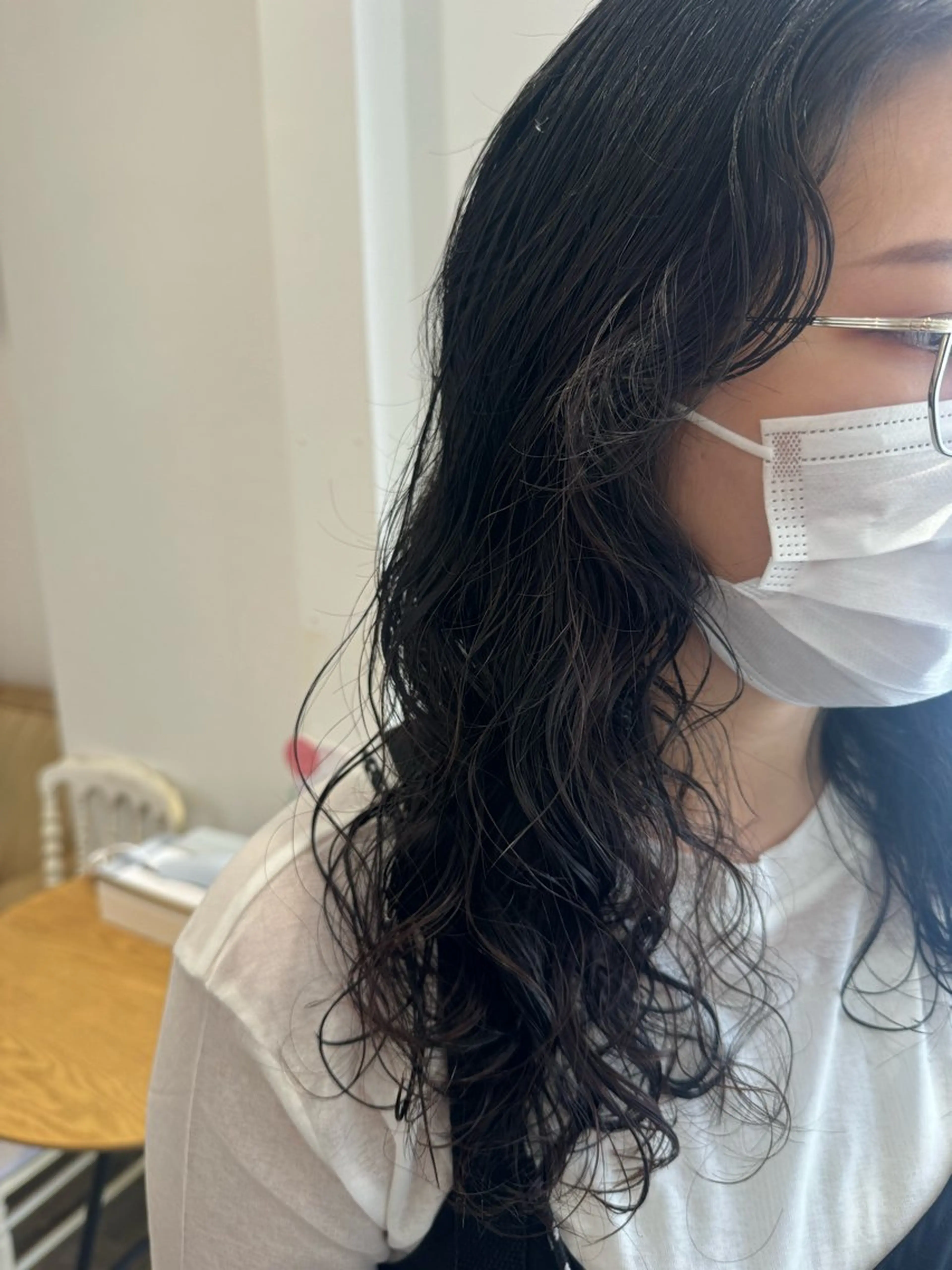 ロング カット パーマ 國原 姫菜のヘアスタイル
