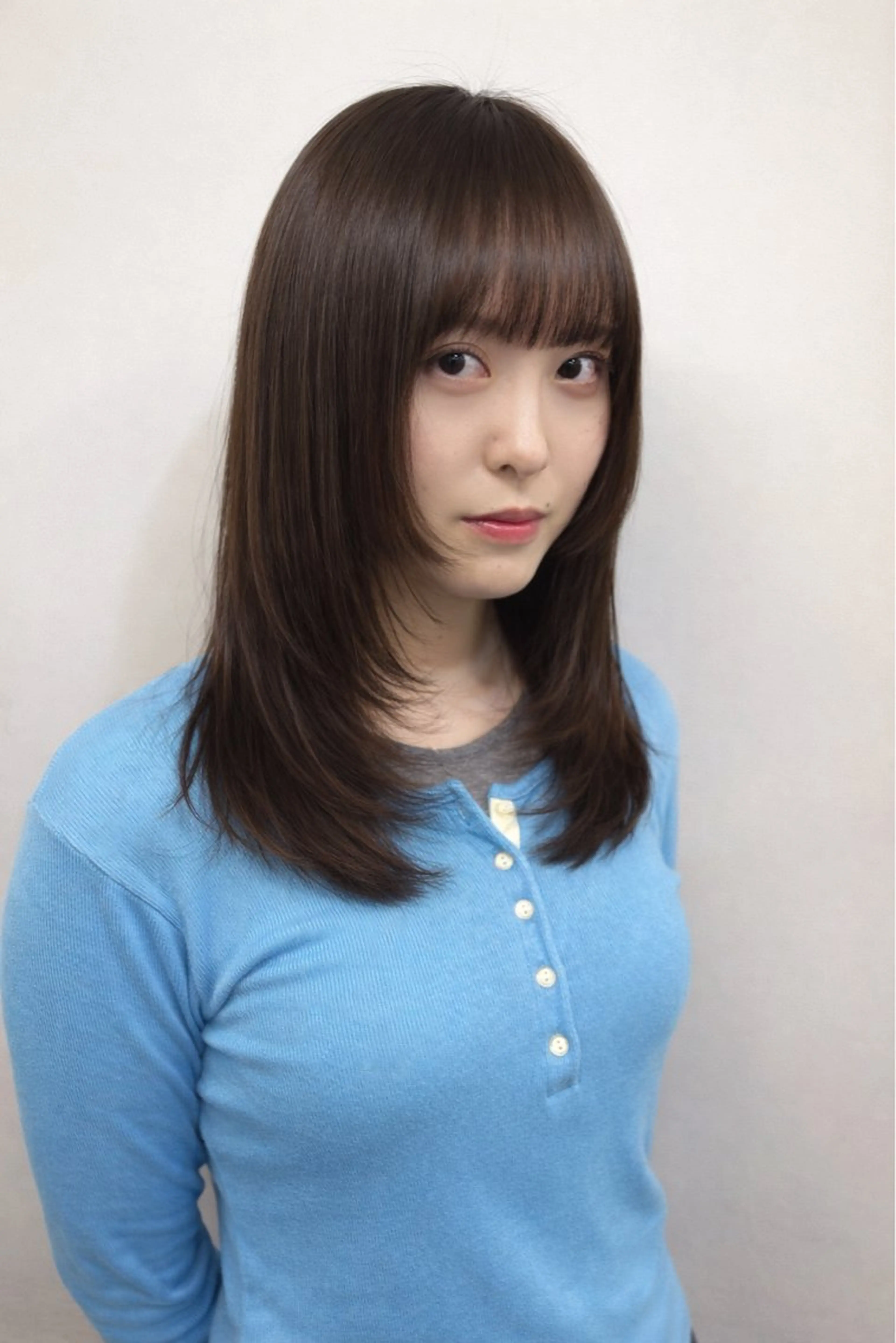 ミディアム カラー ヘアアレンジ ブリーチ 透明感カラー ブリーチなしカラー くびれヘア 顔まわりレイヤー カット ヘアカラー トリートメント ヘッドスパ ヘアセット 二ヶ月綺麗が続くレ イヤー/星野六三四のヘアスタイル