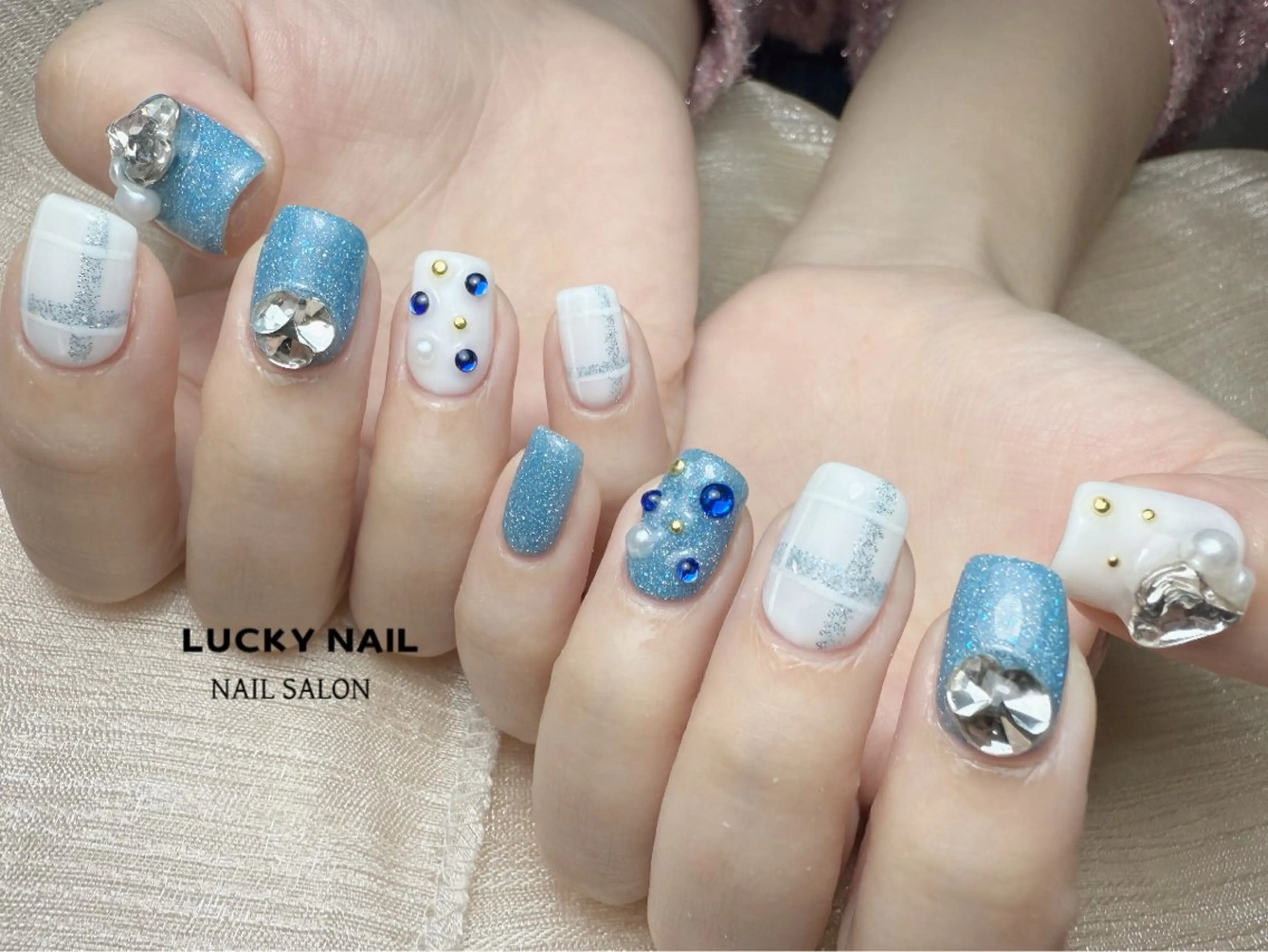 ネイル 宇 田川のネイルデザイン