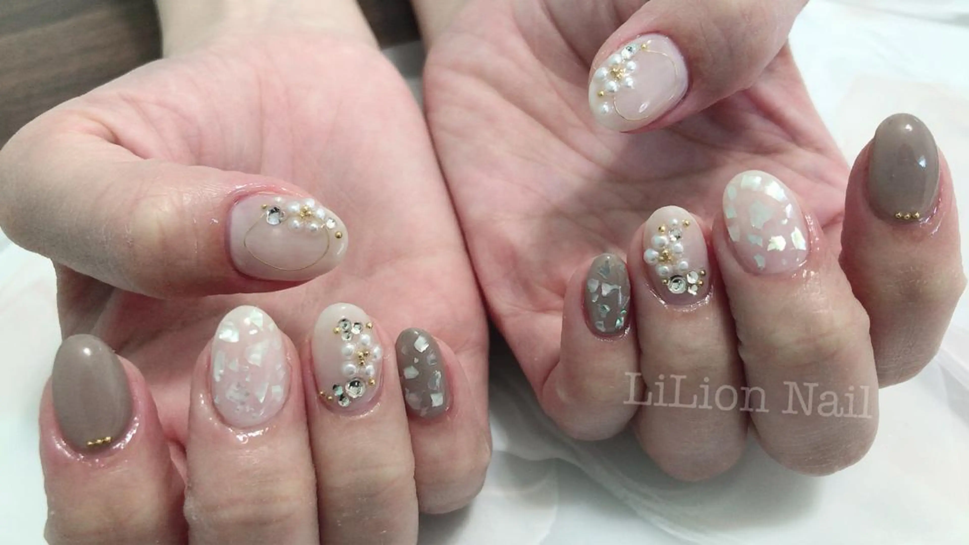 ネイル LiLion Nailのネイルデザイン