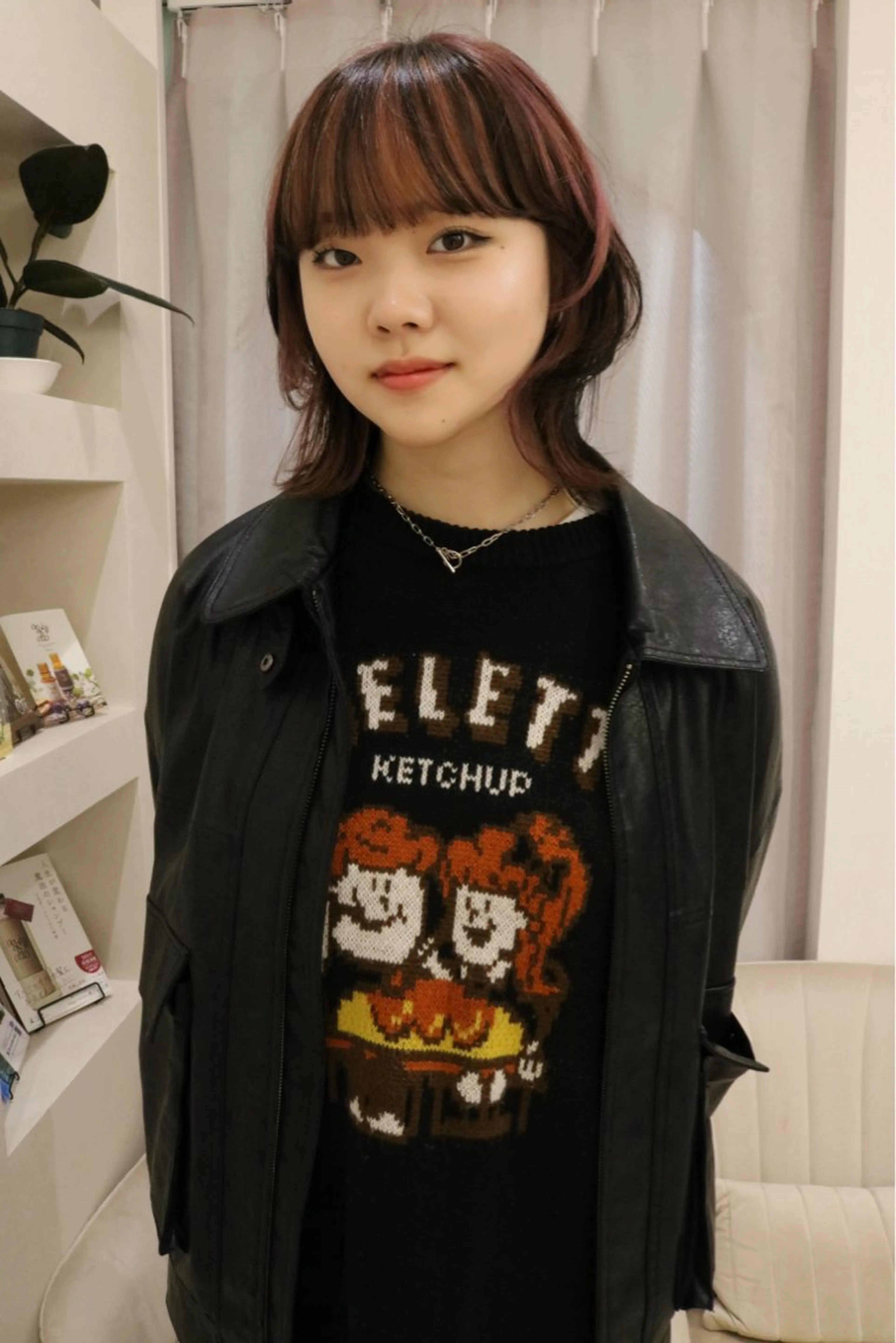 ミディアム カラー 松村 澪里のヘアスタイル