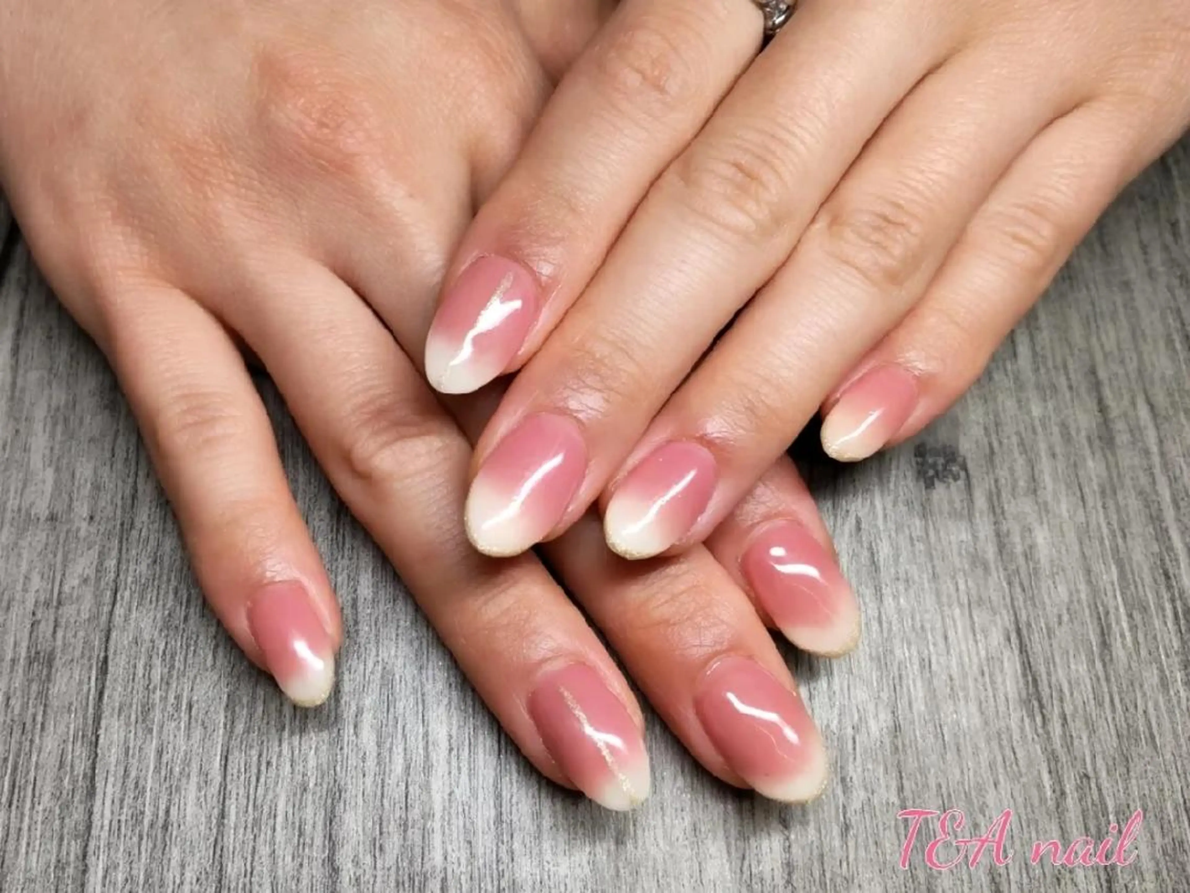 ミディアム ネイル 長さ出し ジェルネイル スカルプネイル ハンドネイル T&A nailのネイルデザイン