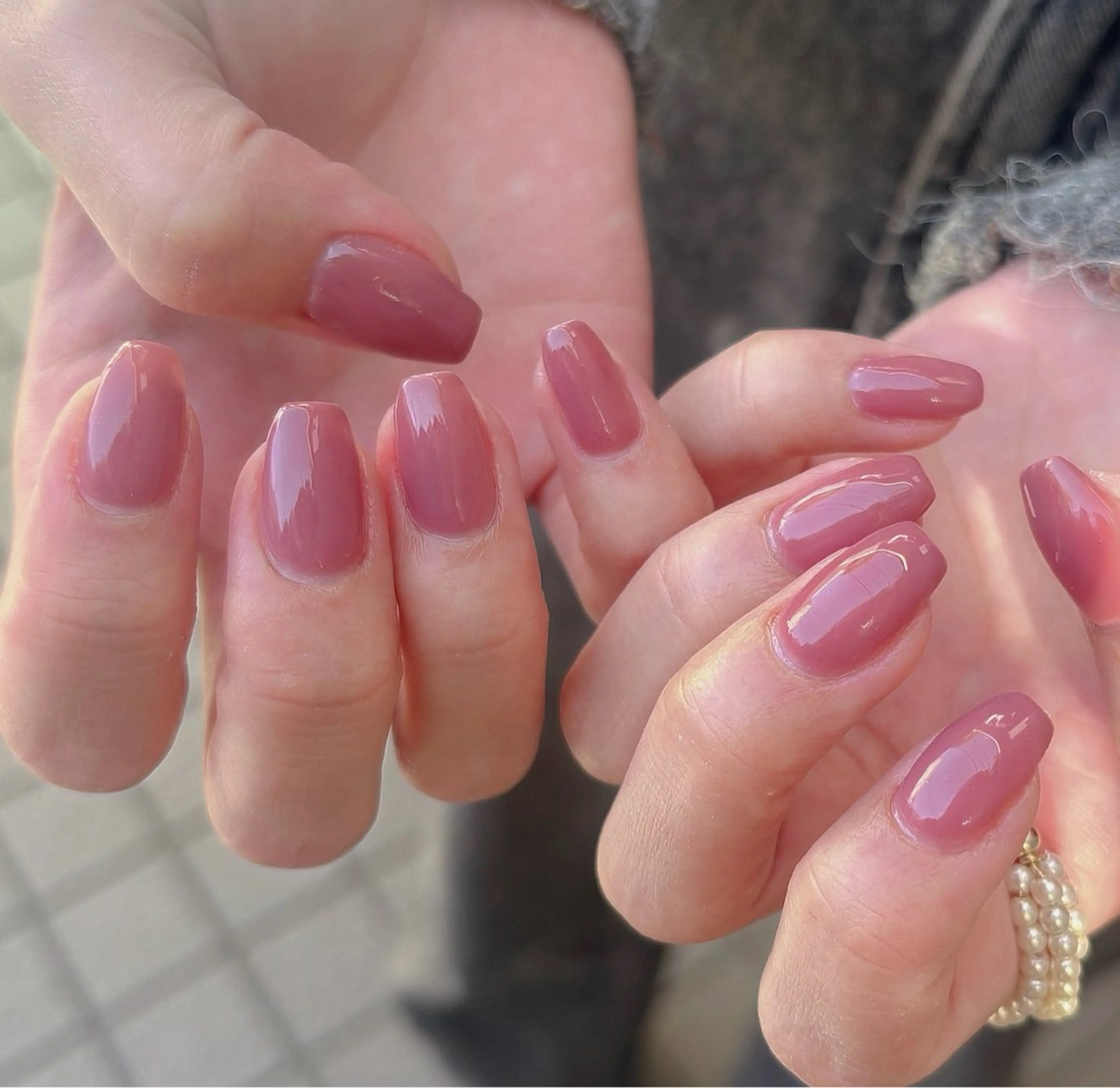 ネイル オーロラネイル べっ甲ネイル チークネイル 成人式 長さ出し ハンドネイル ハンドケア For you. Nail Salonのネイルデザイン