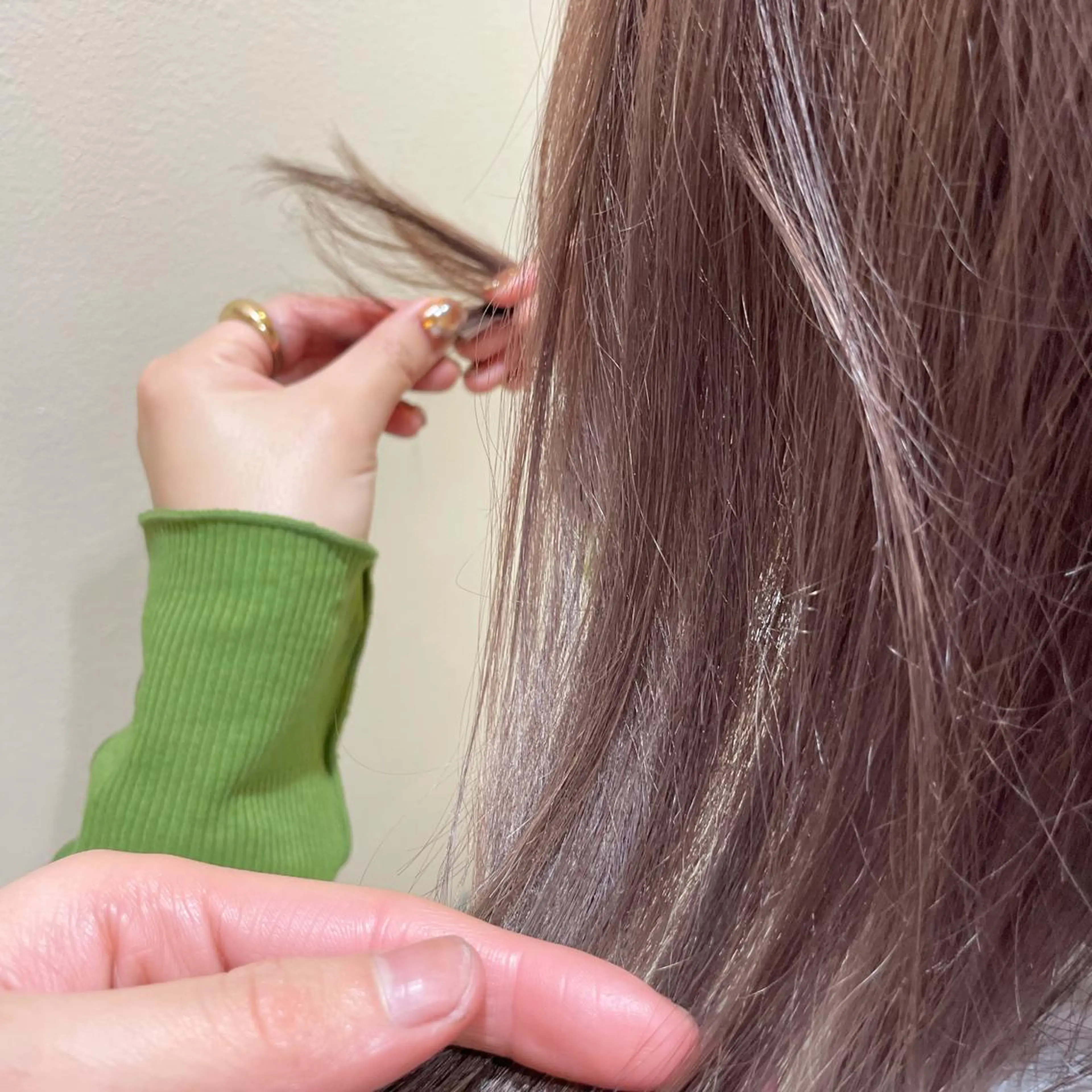 カラー ベージュカラー ブリーチ ピンクカラー ピンクベージュ Ore🫧タナカマヤ /柔らかい質感カラーのヘアスタイル