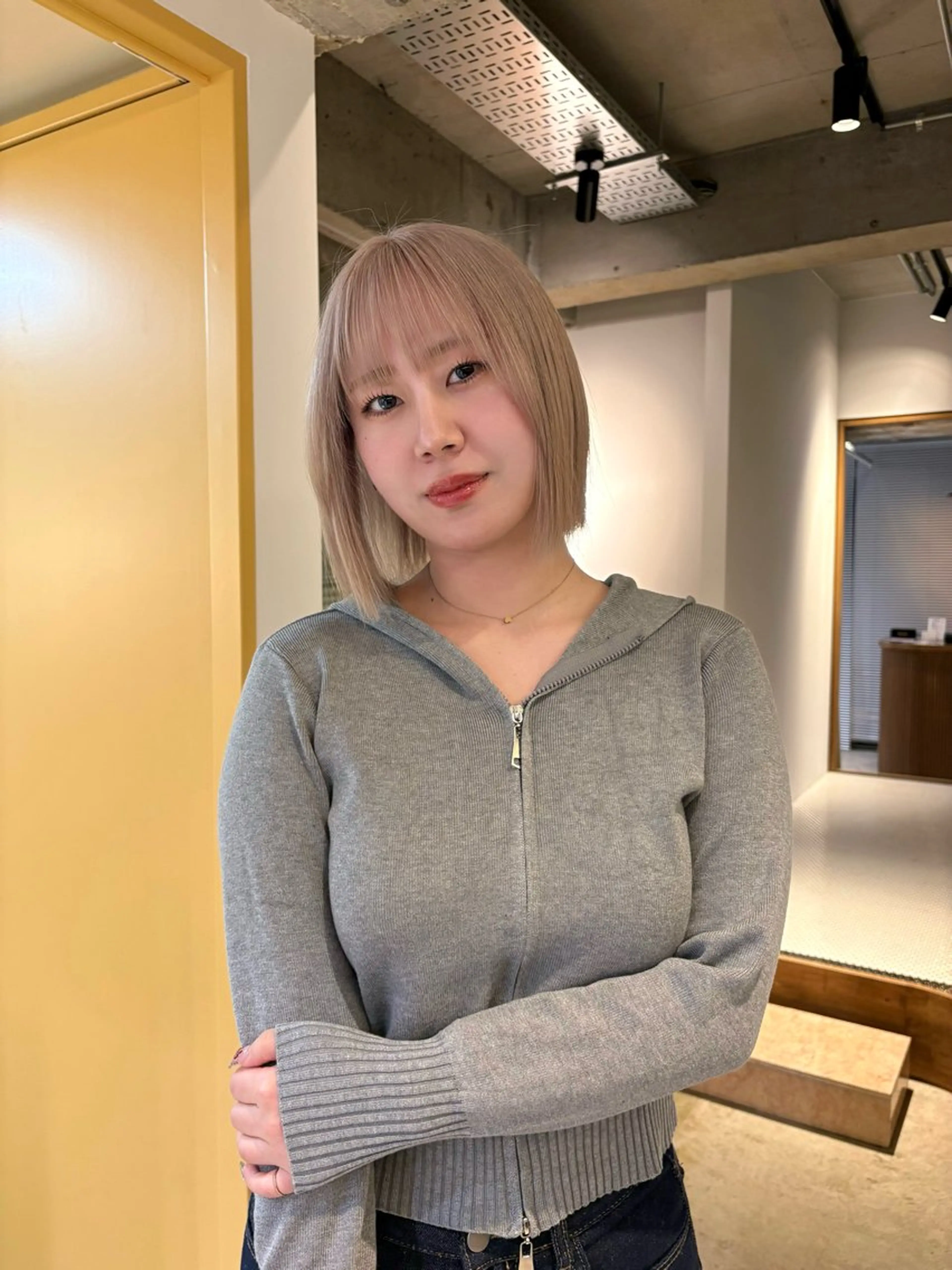 ショート カラー ベージュカラー ホワイトベージュ ヘアカラー 名駅/ブリーチカラー /masaki⠀のヘアスタイル