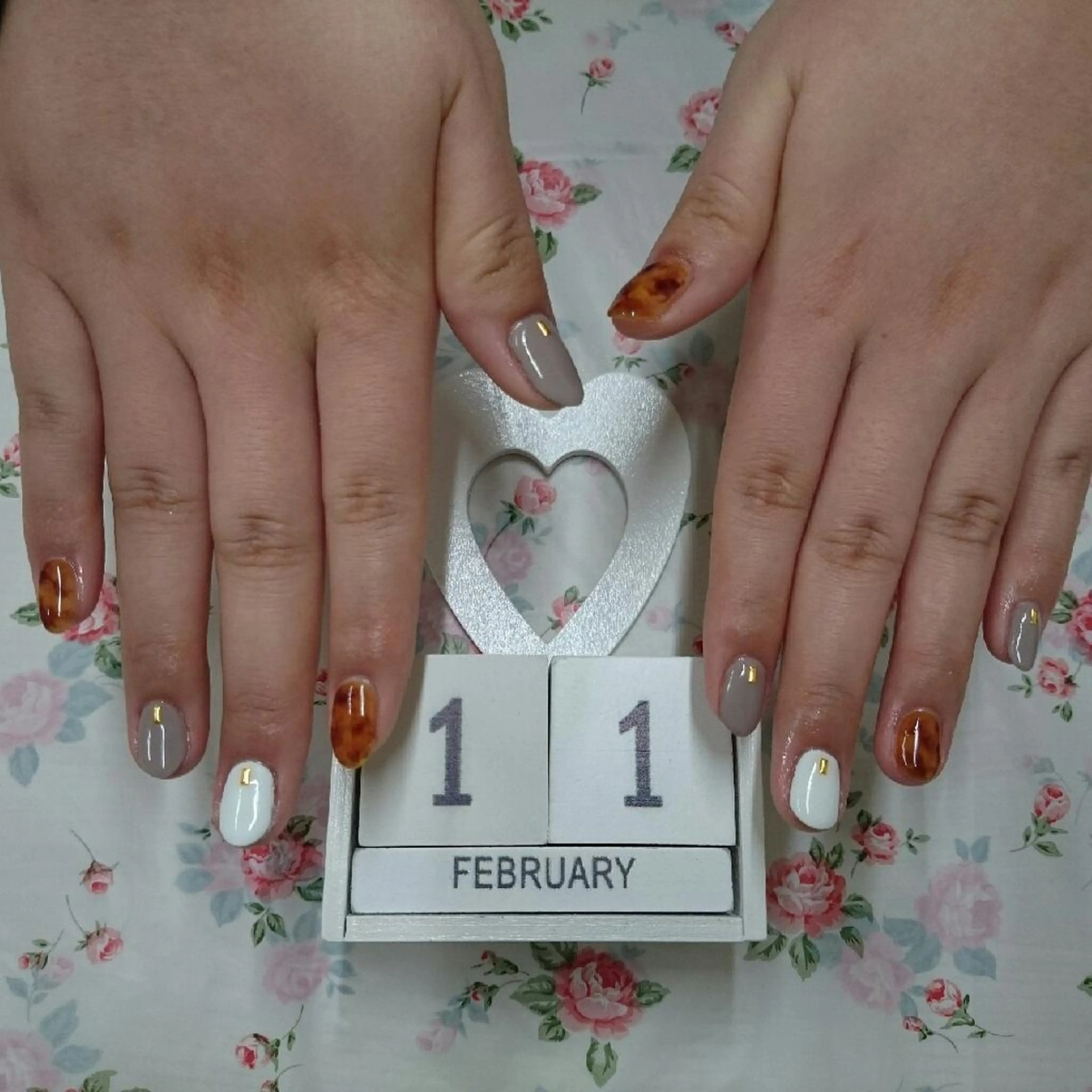 ネイル べっ甲ネイル JEWEL nailのネイルデザイン