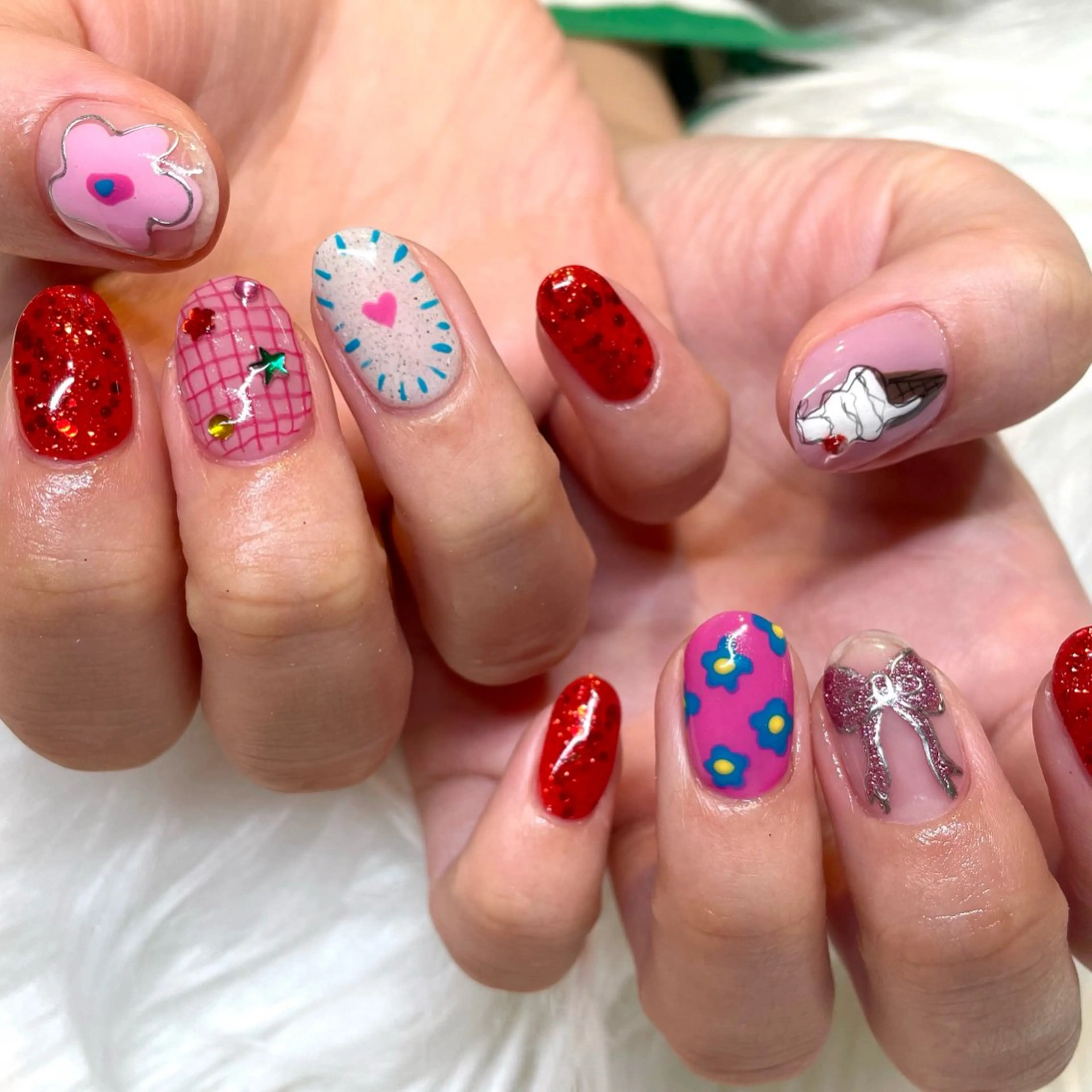 ネイル ハンドネイル 新井 ひなののネイルデザイン