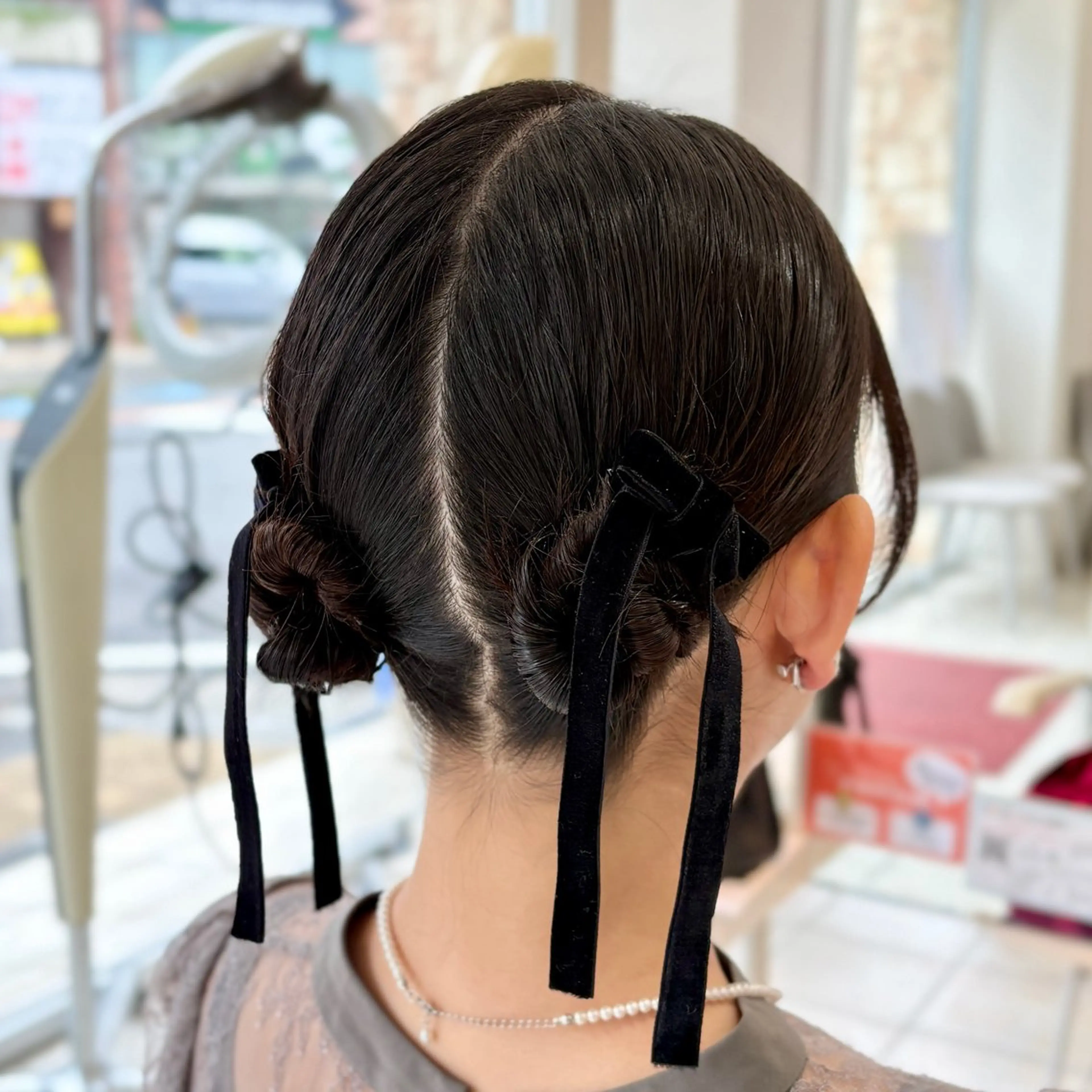 セミロング ヘアアレンジ ヘアセット ブリーチ/ヘアセット 【𝙍𝙞𝙣𝙤】のヘアスタイル