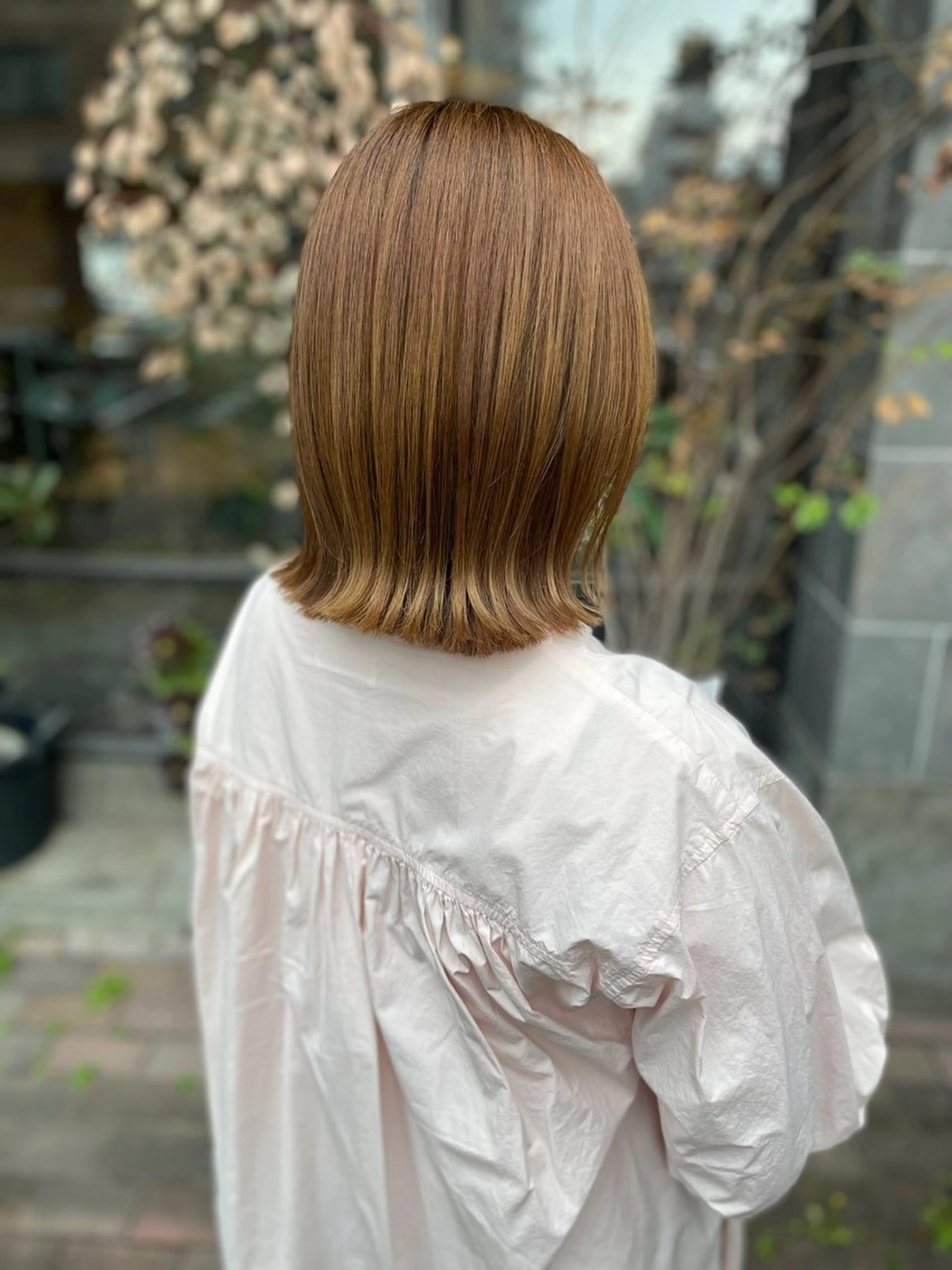 ミディアム カラー 日高 香織のヘアスタイル