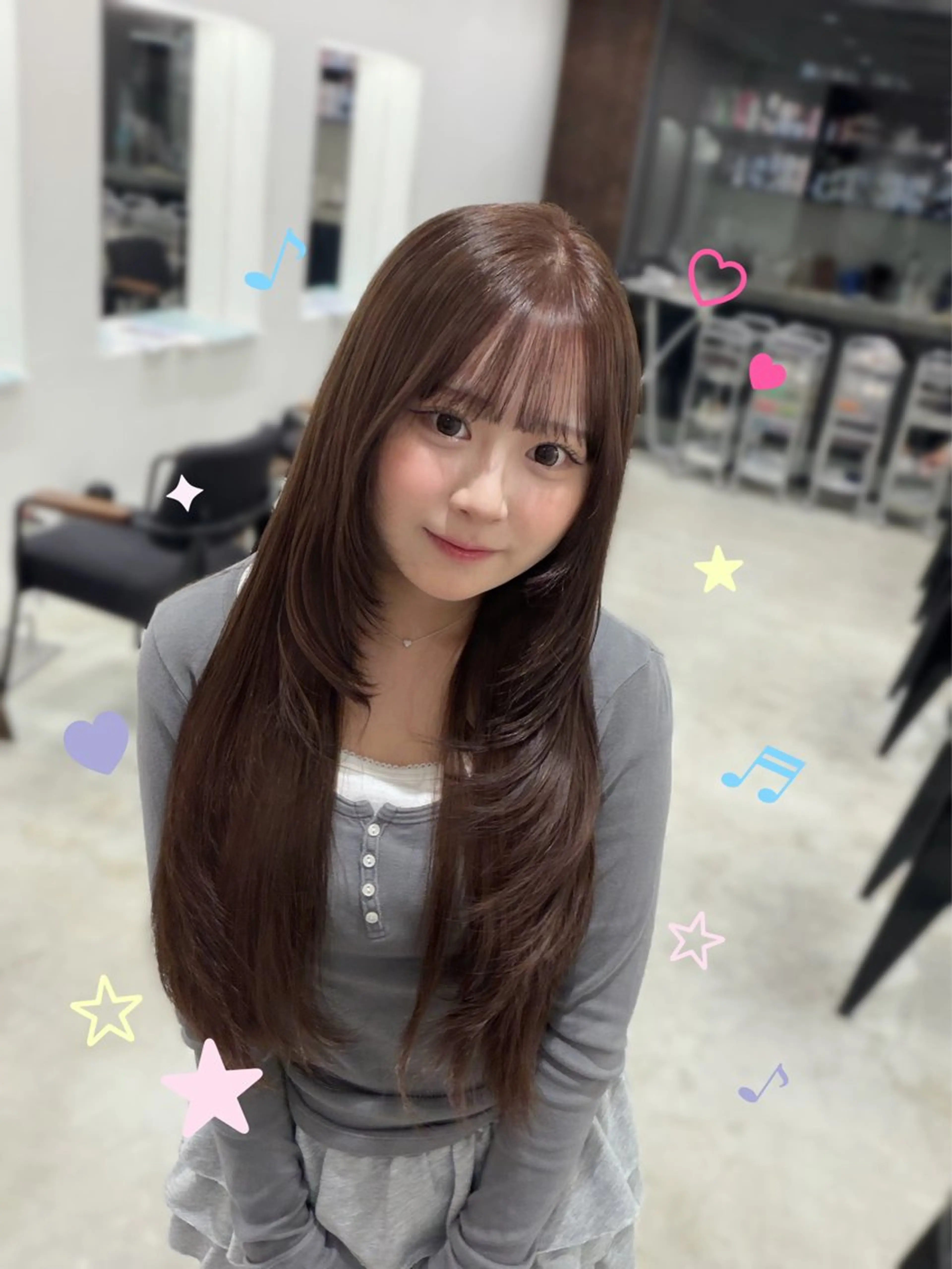 ロング カラー ブラウンカラー 萩原 紗妃のヘアスタイル