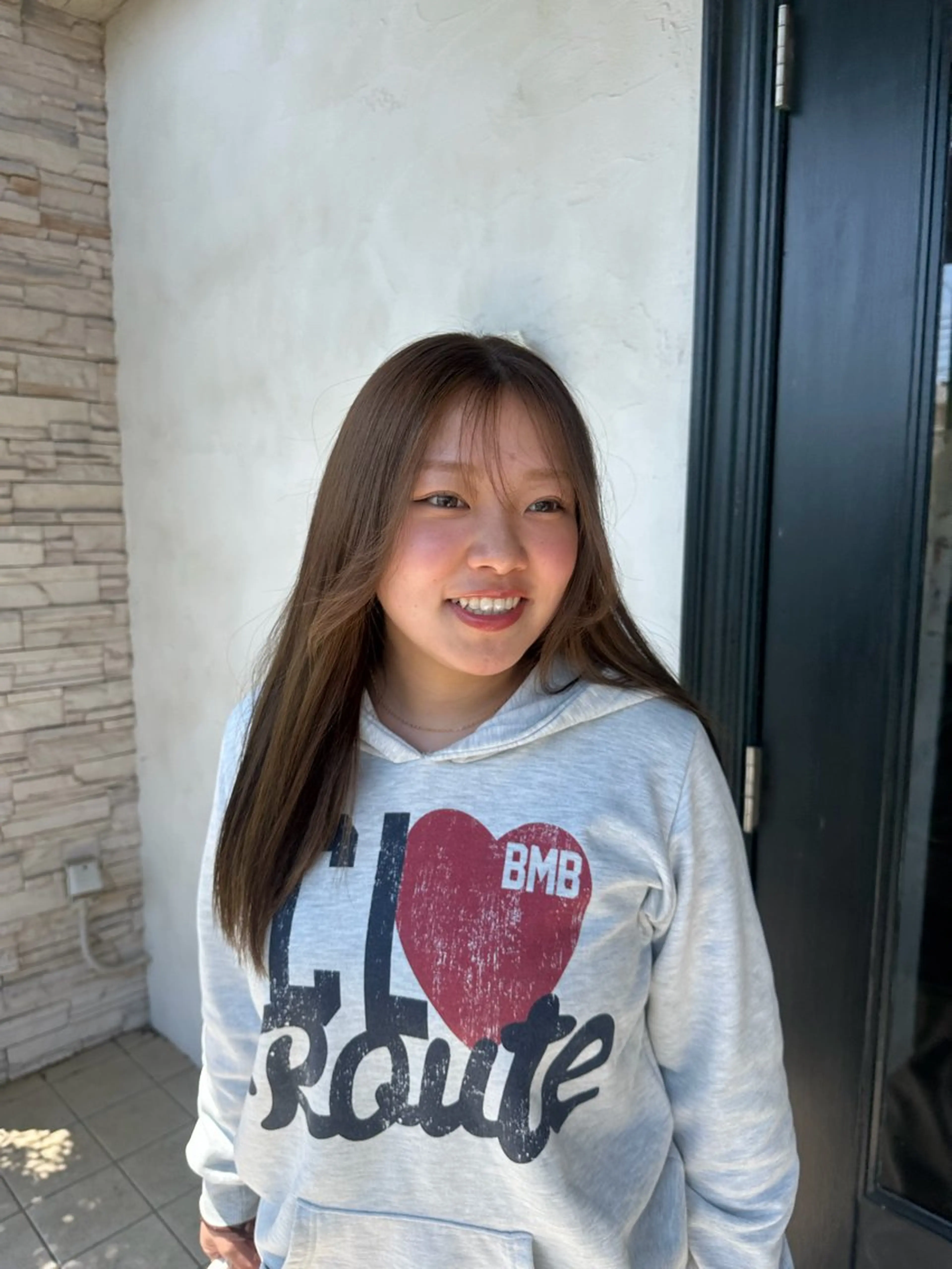ミディアム ヘアカラー 宮澤 弥湖のヘアスタイル
