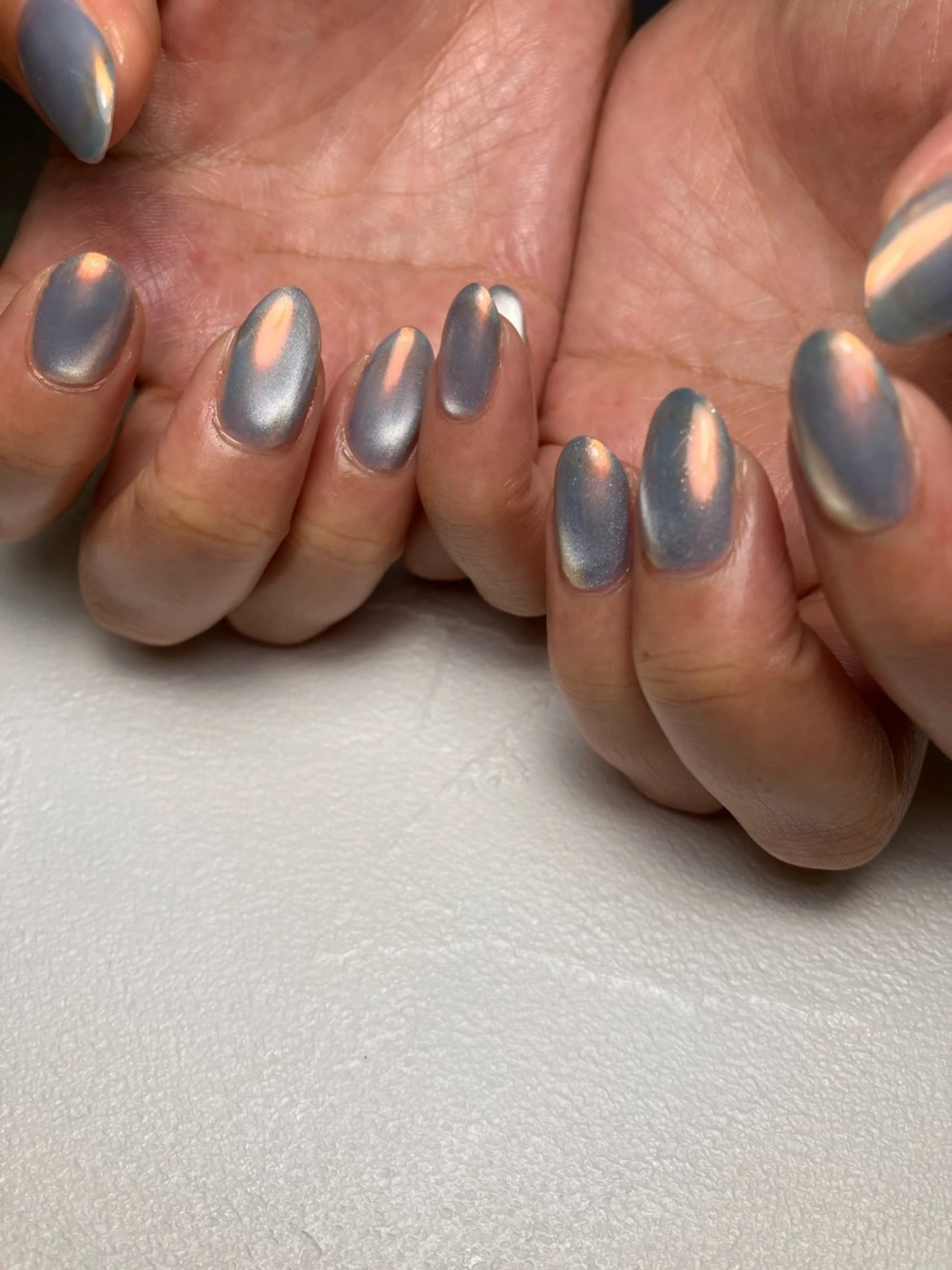 ネイル オーロラネイル マグネットネイル ハンドネイル ハンドケア PEACE minariのネイルデザイン