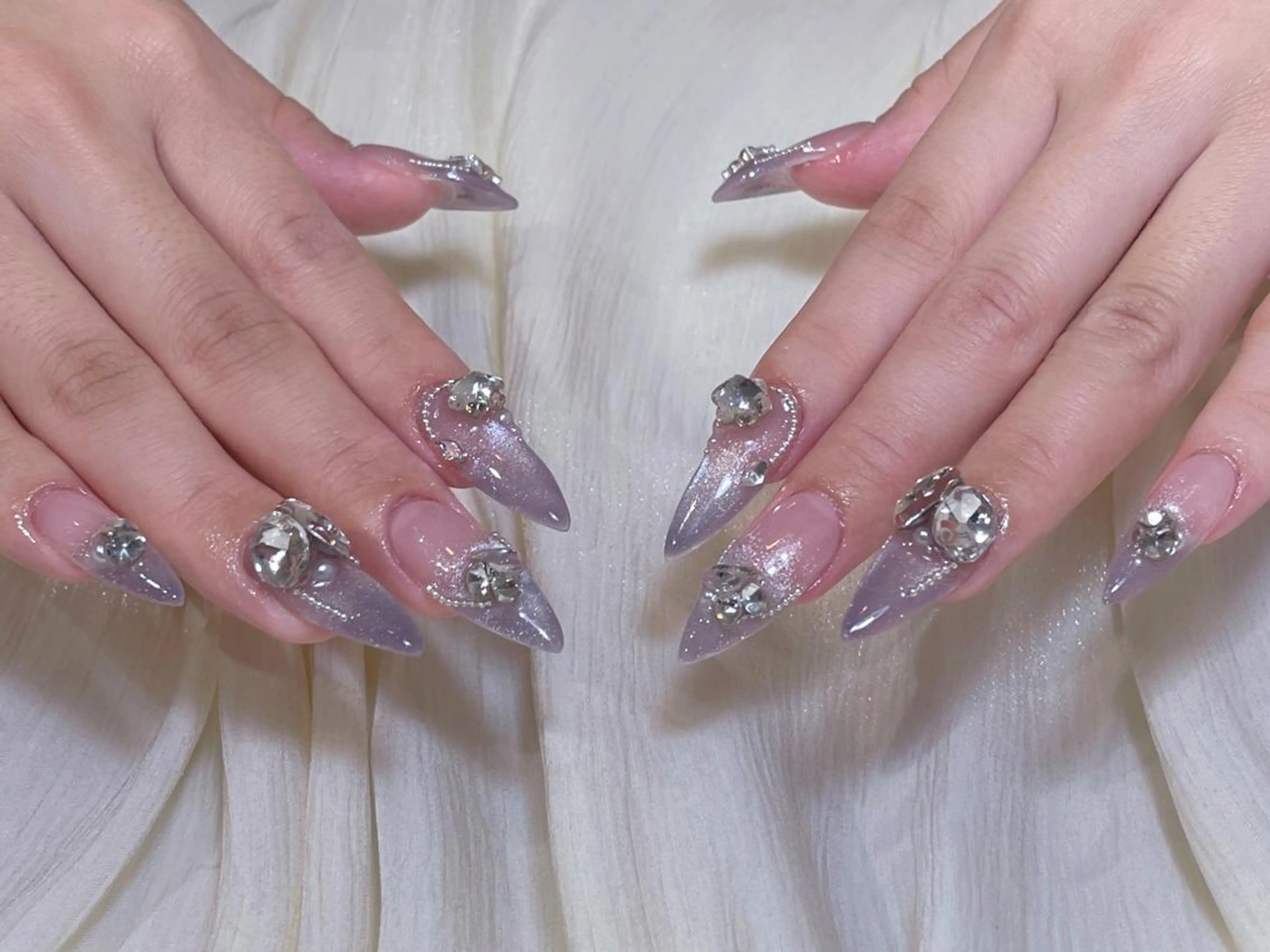 ネイル ハンドネイル Lumina Nail💕のネイルデザイン