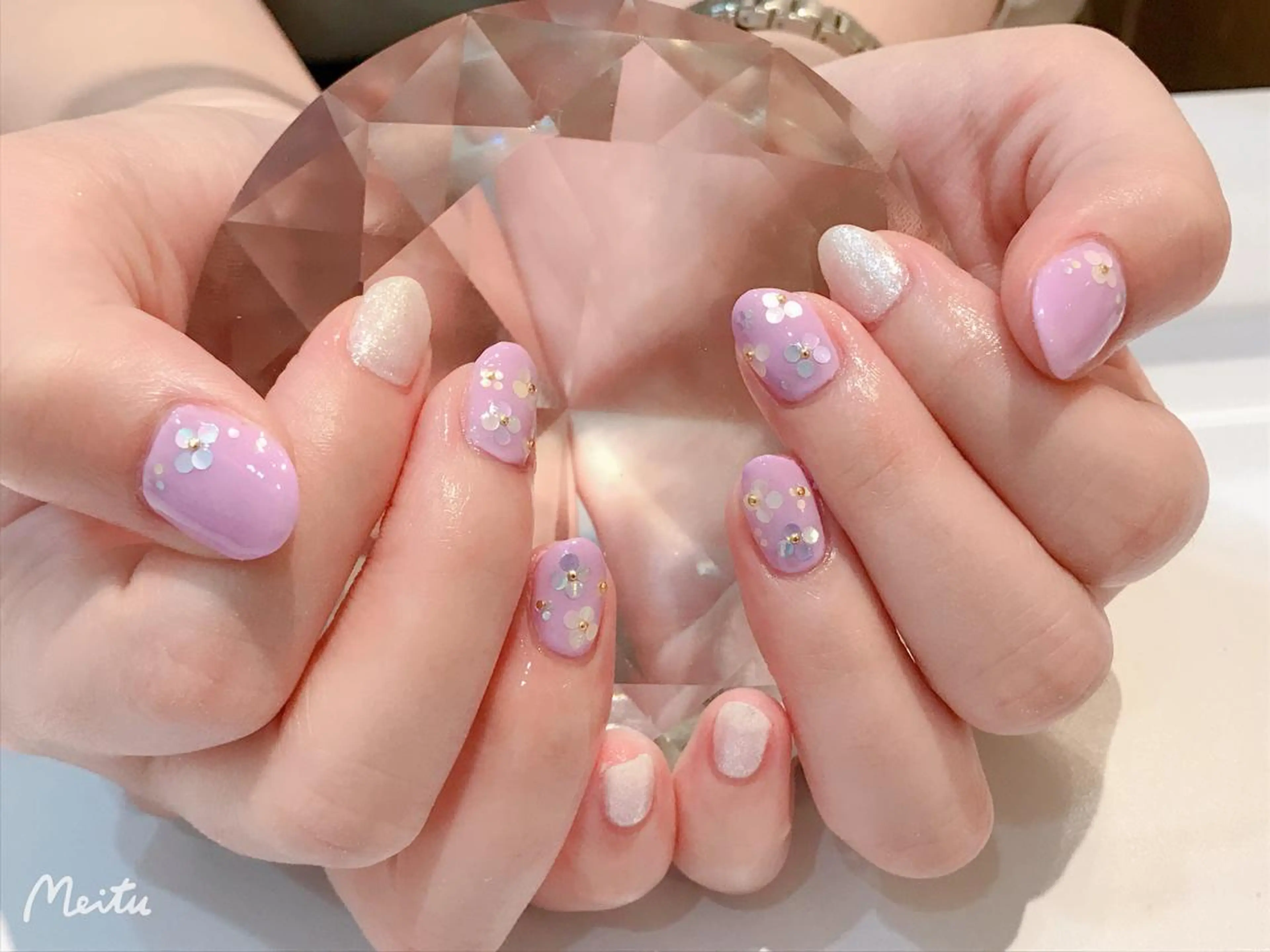 ネイル フラワーネイル SINCERELY シンシアリー🌈のネイルデザイン