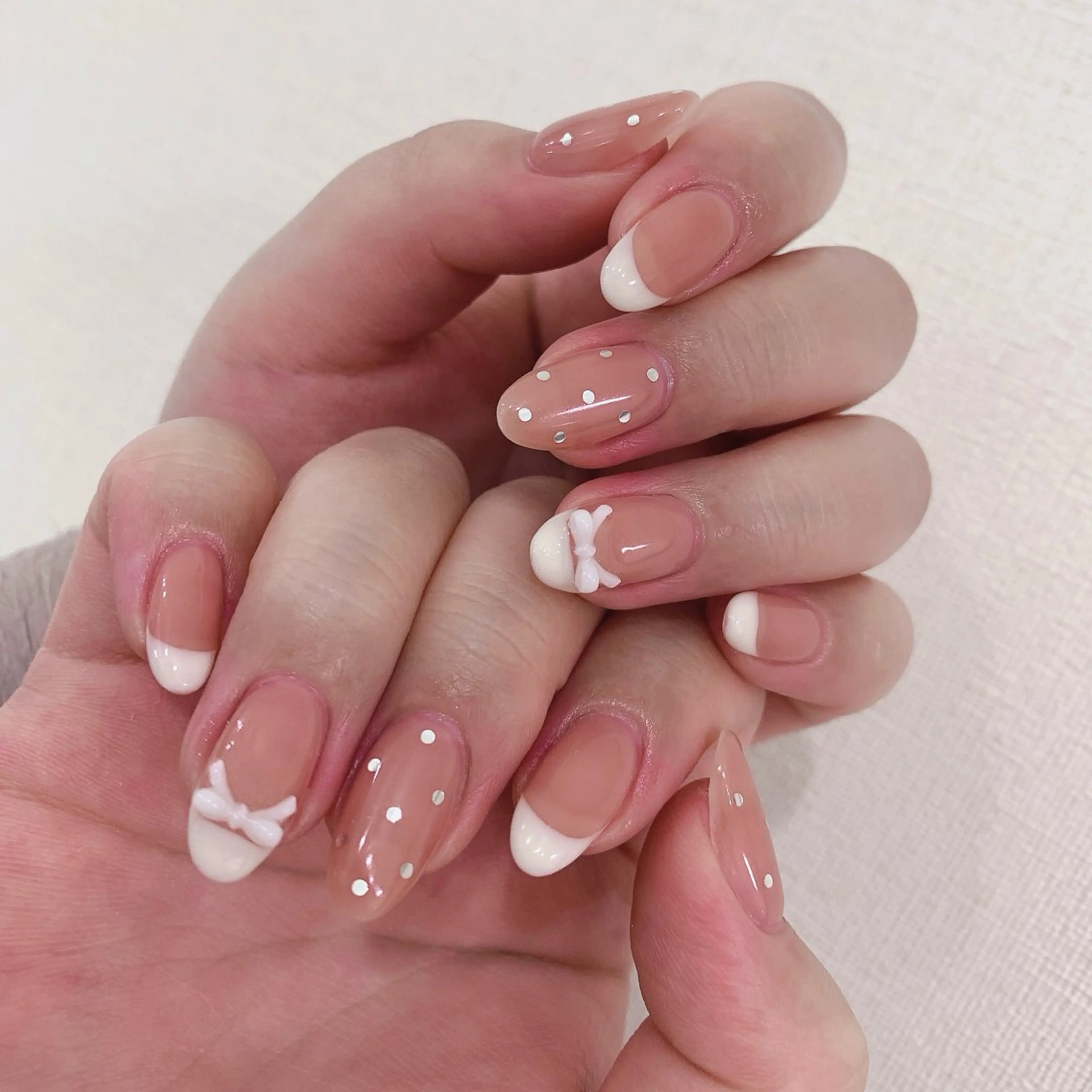 ネイル フレンチネイル 春ネイル 夏ネイル ワンホンネイル ハンドネイル Rainbow Nailのネイルデザイン