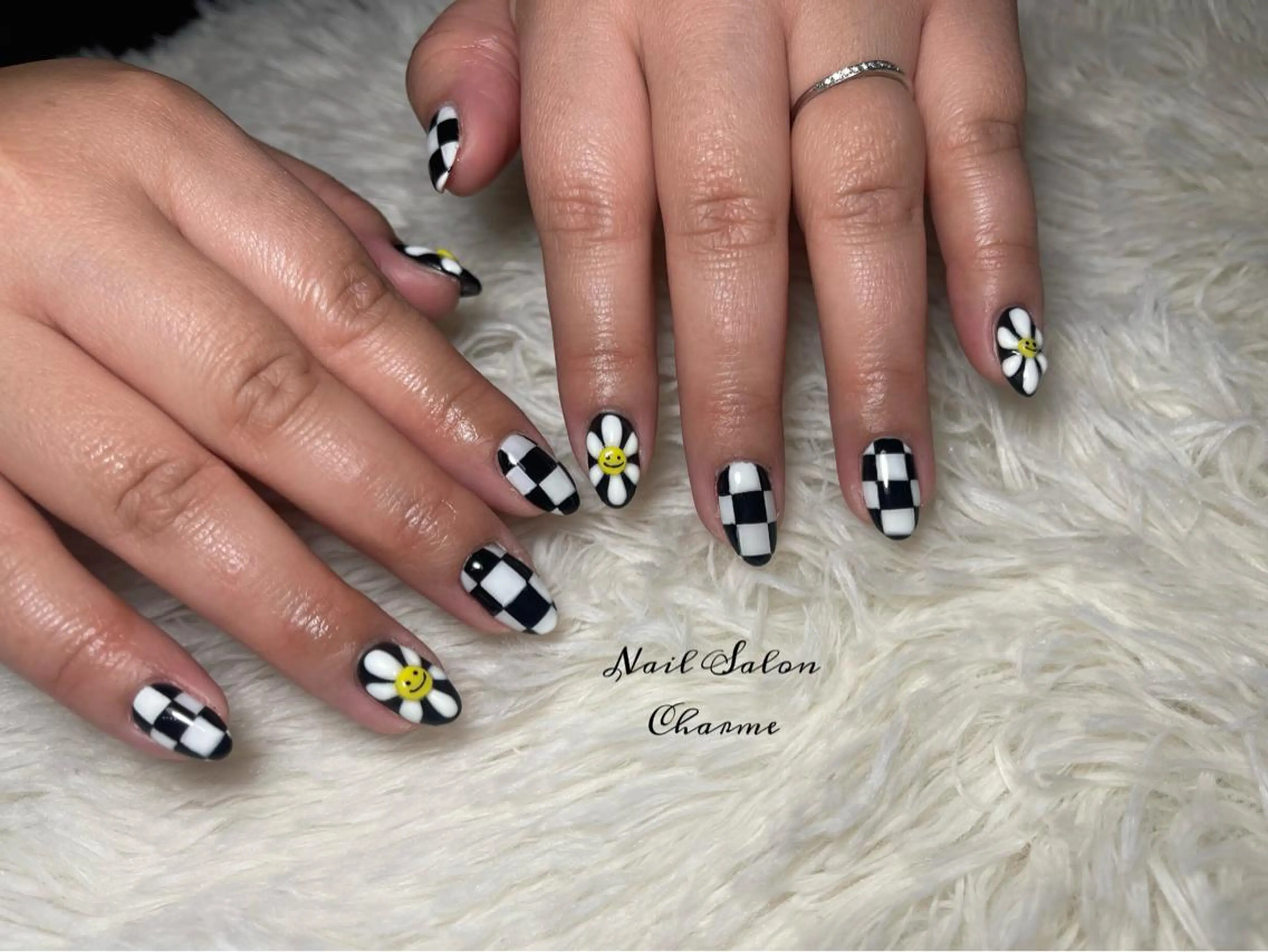 ネイル NailSalon Charmeのネイルデザイン