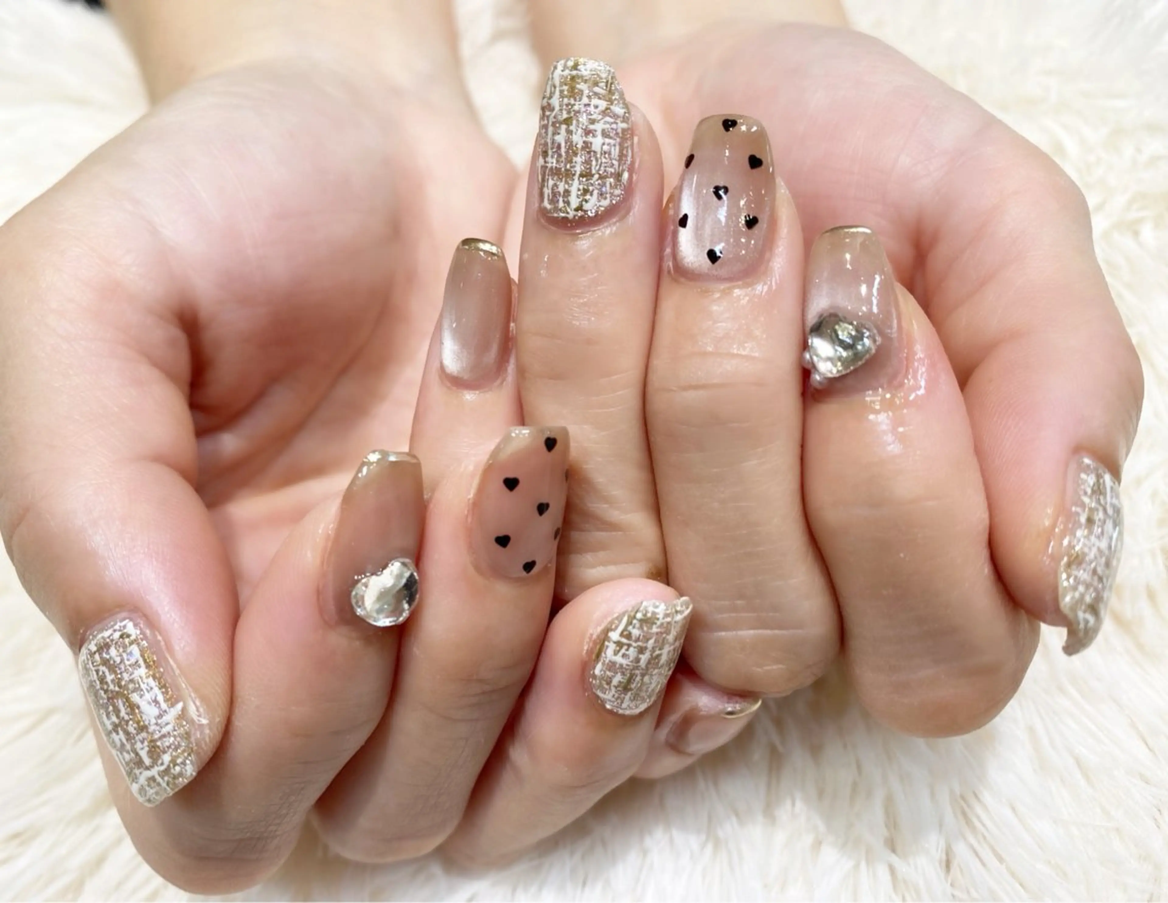 ネイル ドット ハート マグネットネイル ツイードネイル ハンドネイル ネイルサロン nail_upのネイルデザイン