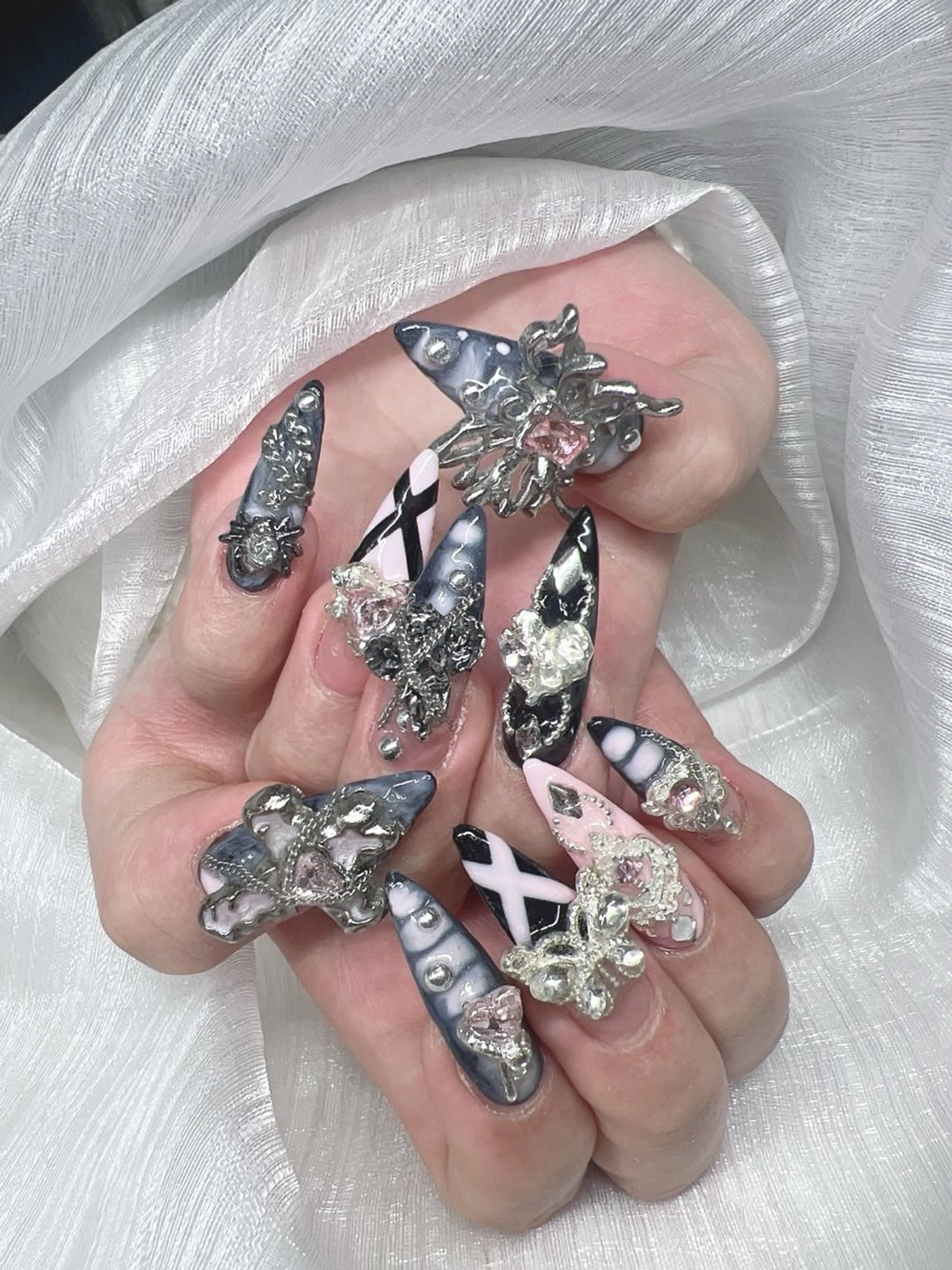 ネイル ハンドネイル Lee Nails チップ長さだし専門店のネイルデザイン