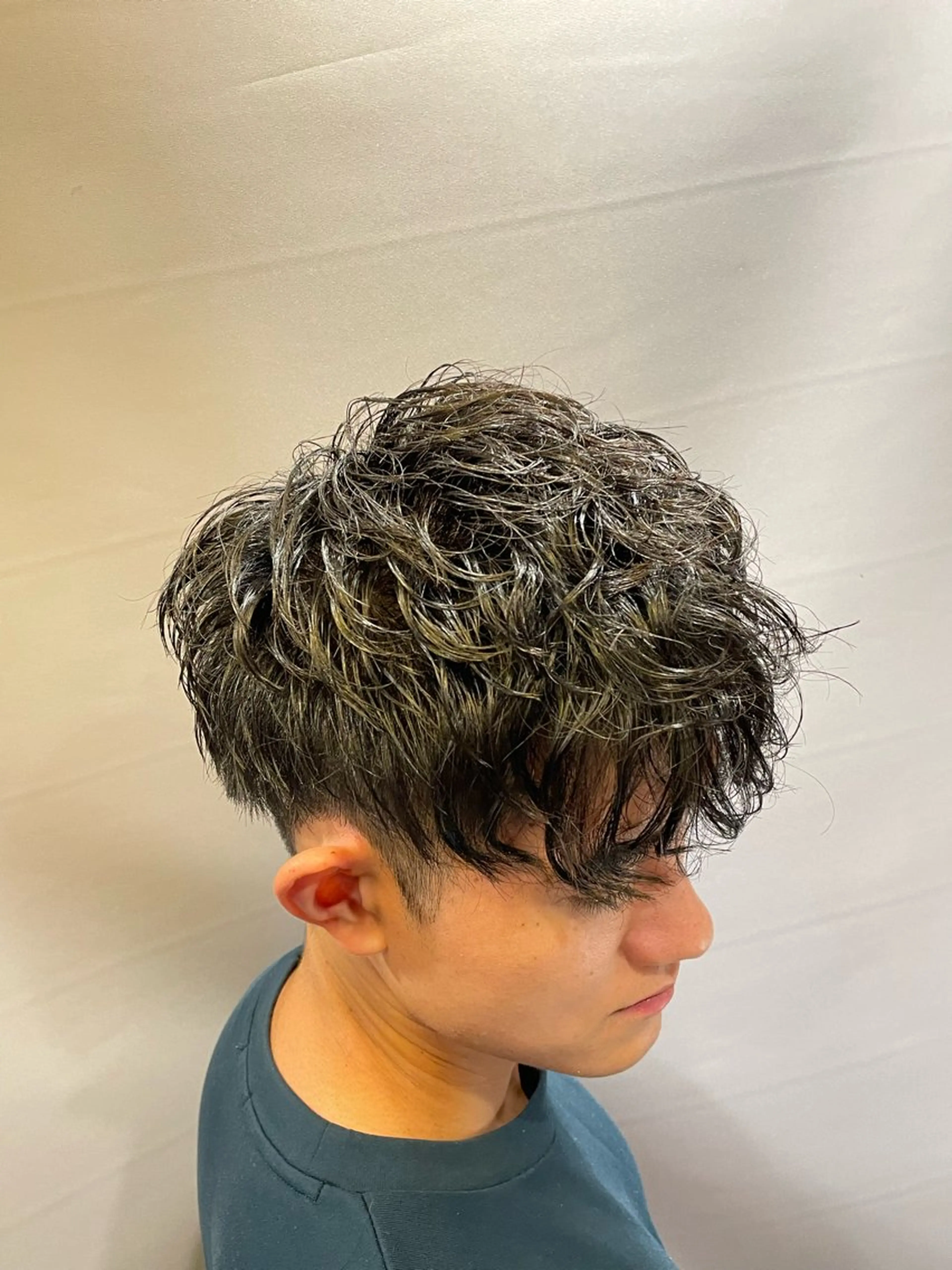 ミディアム パーマ ヘアアレンジ メンズ barber shopのヘアスタイル