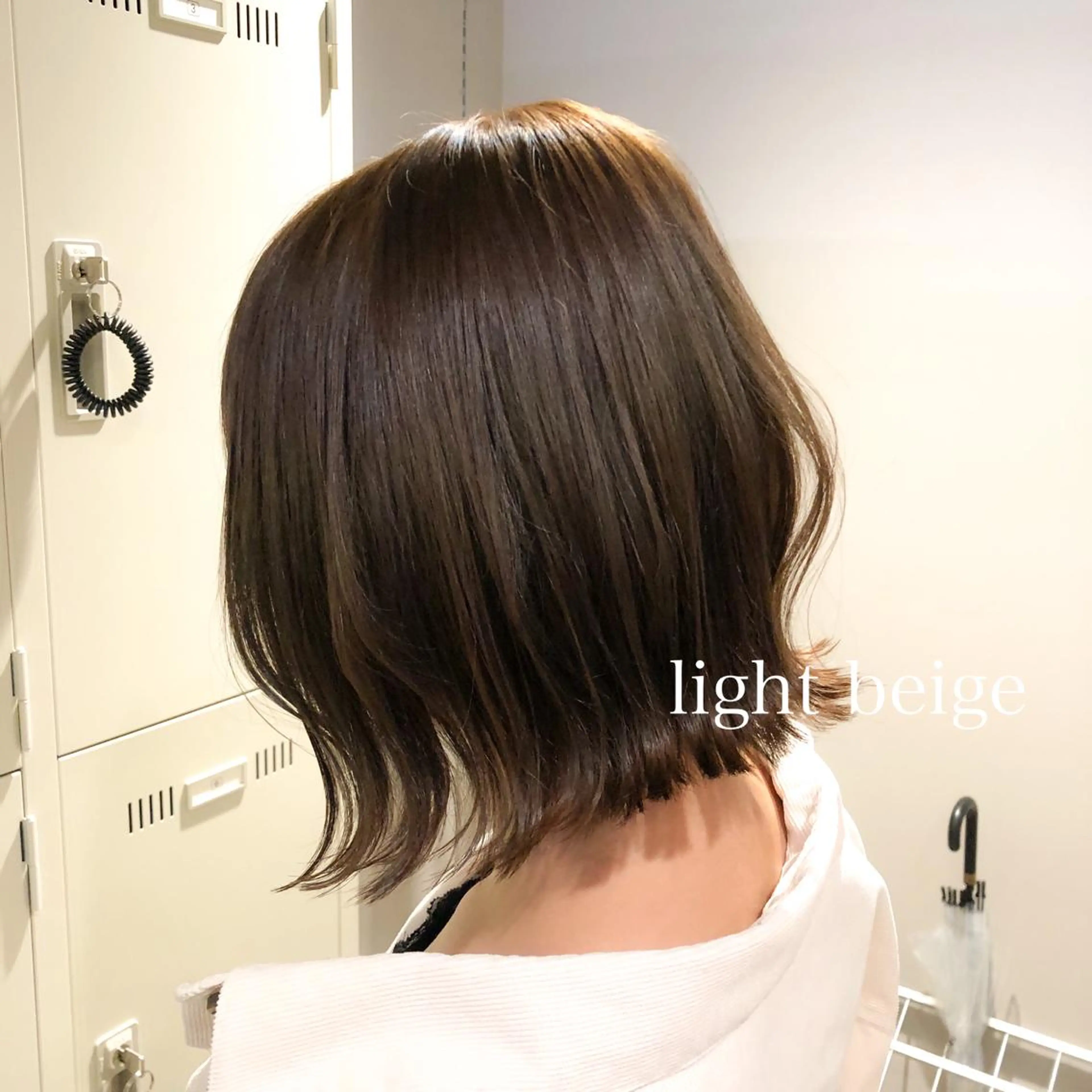 ミディアム カラー カット ヘアカラー ハイトーン×レイヤー カットTAKUMIのヘアスタイル