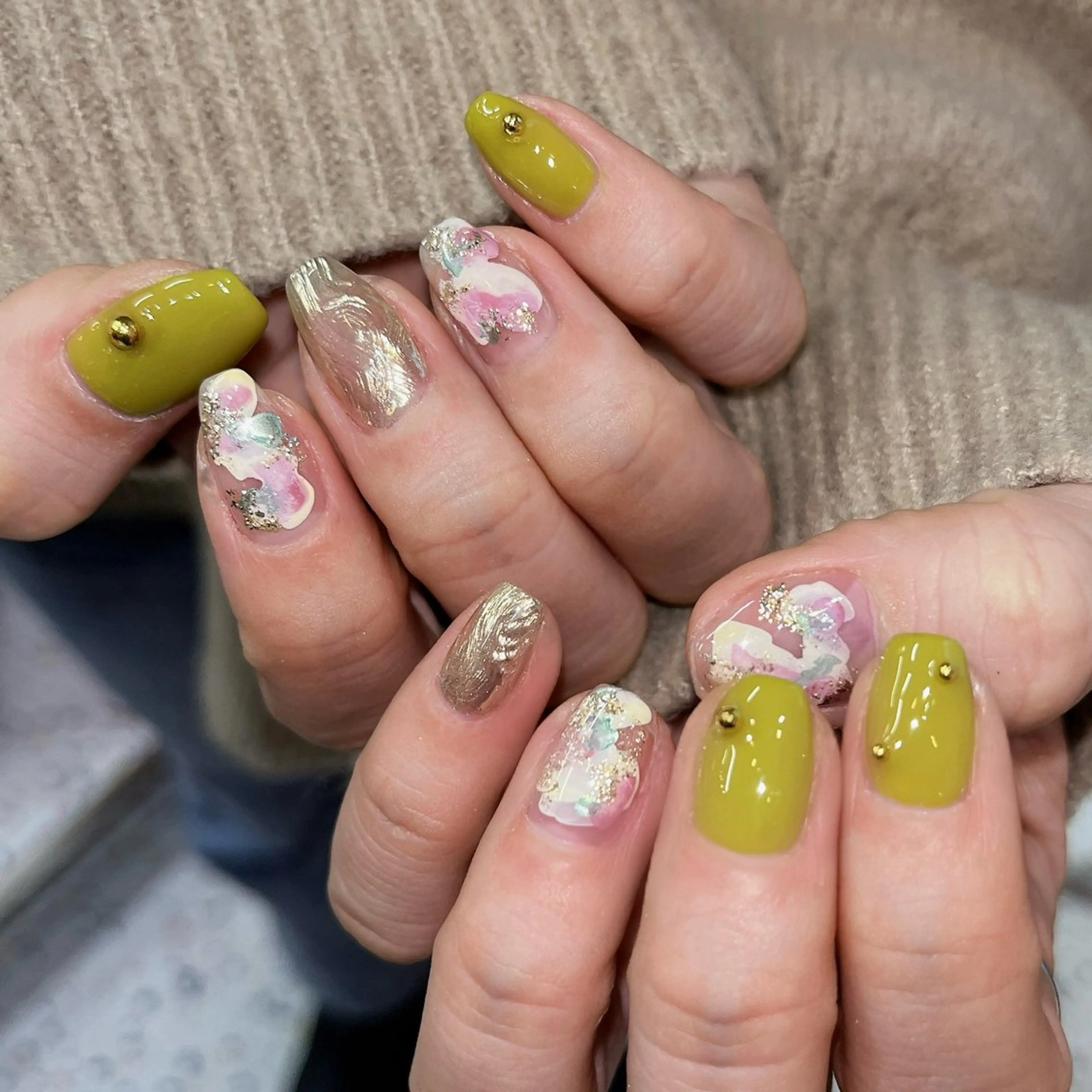 シンプルデザイン¥6,000💐初回・4週間以内ソフトジェルフィルイン無料❣️※ベース1層残しの写真