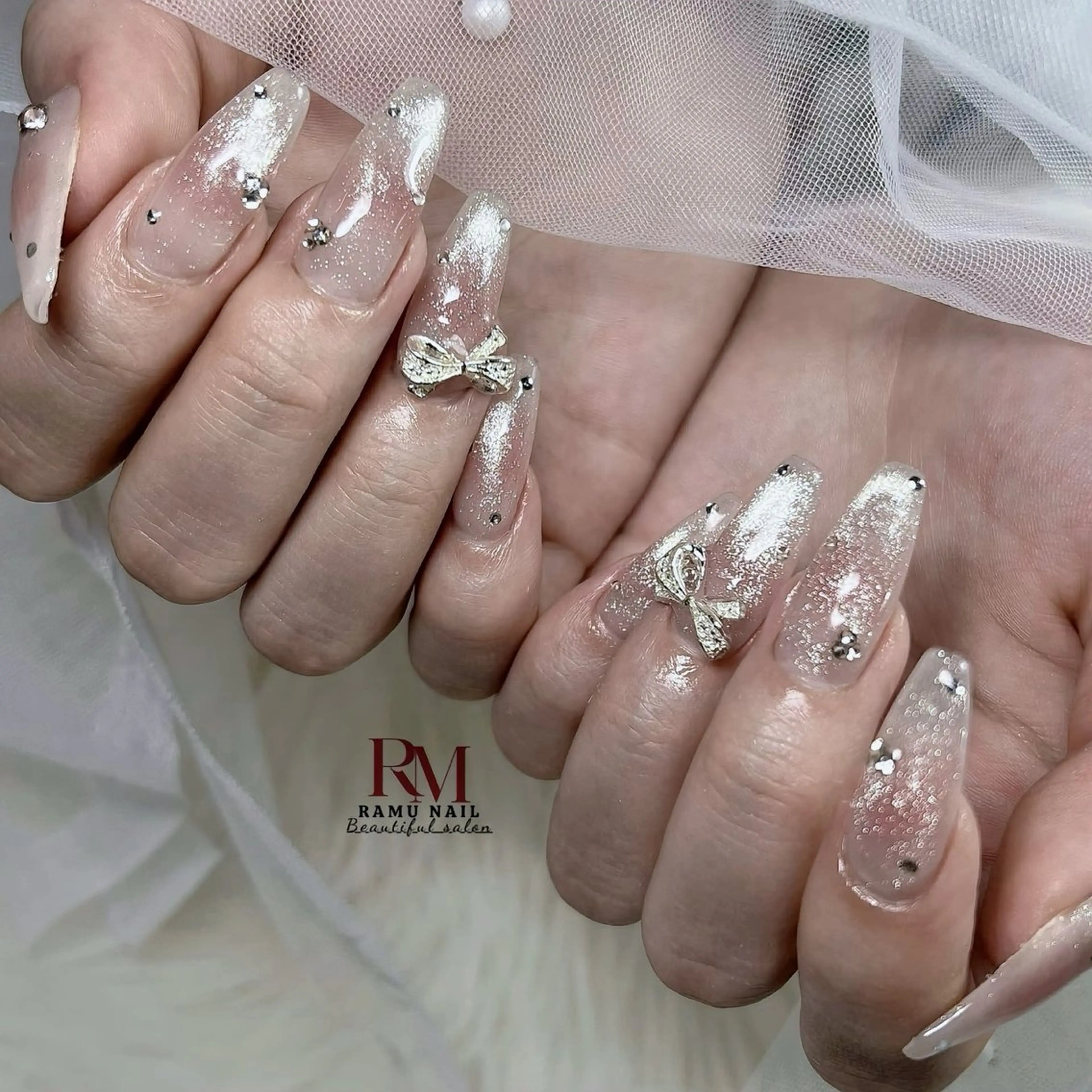 ネイル キラキラネイル マグネットネイル ミラーネイル ピンク ワンホンネイル ハンドネイル RAMU Nail 恵比寿店のネイルデザイン