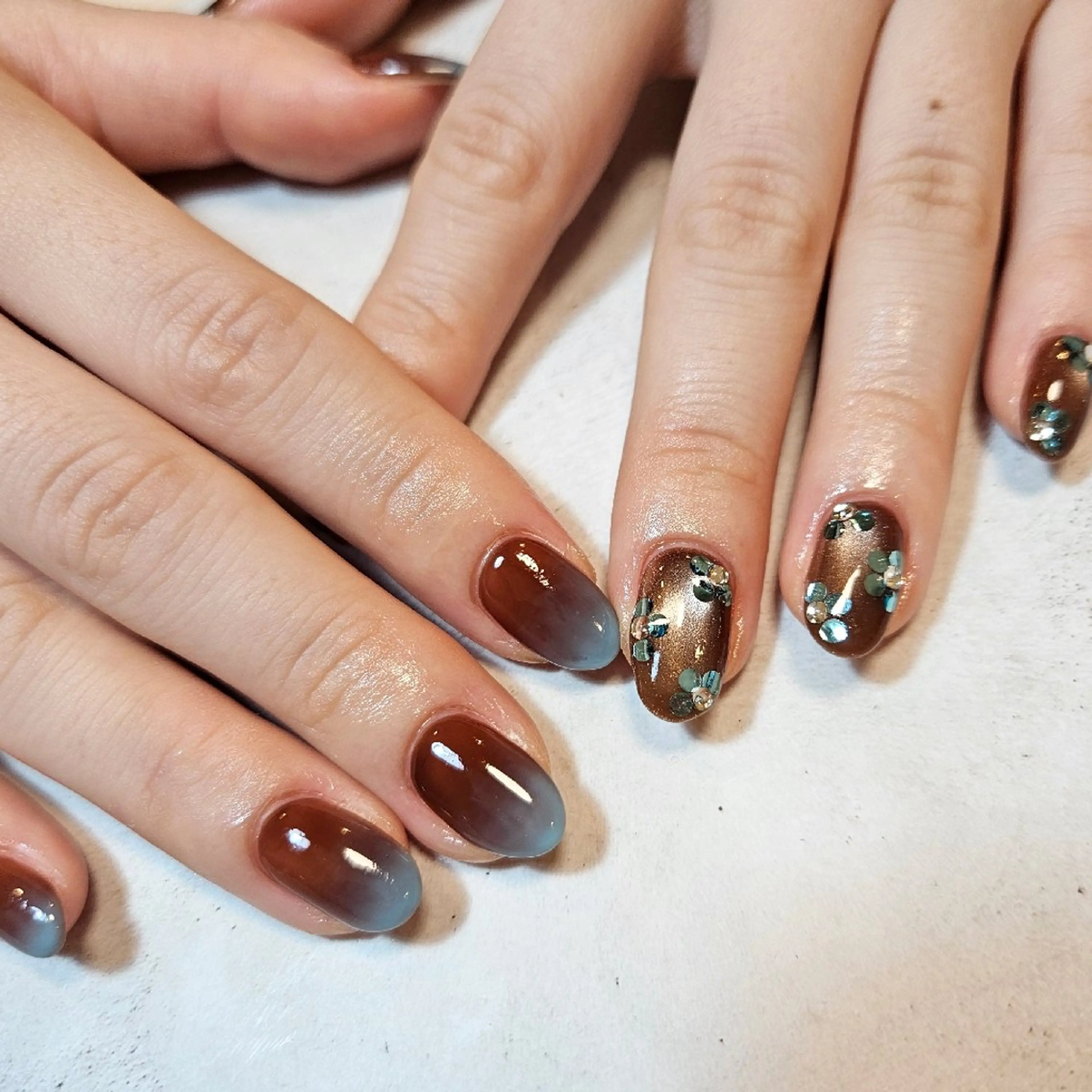 ネイル グラデーション 持ち込み ニュアンスネイル ハンドネイル Nailsalon manoのネイルデザイン
