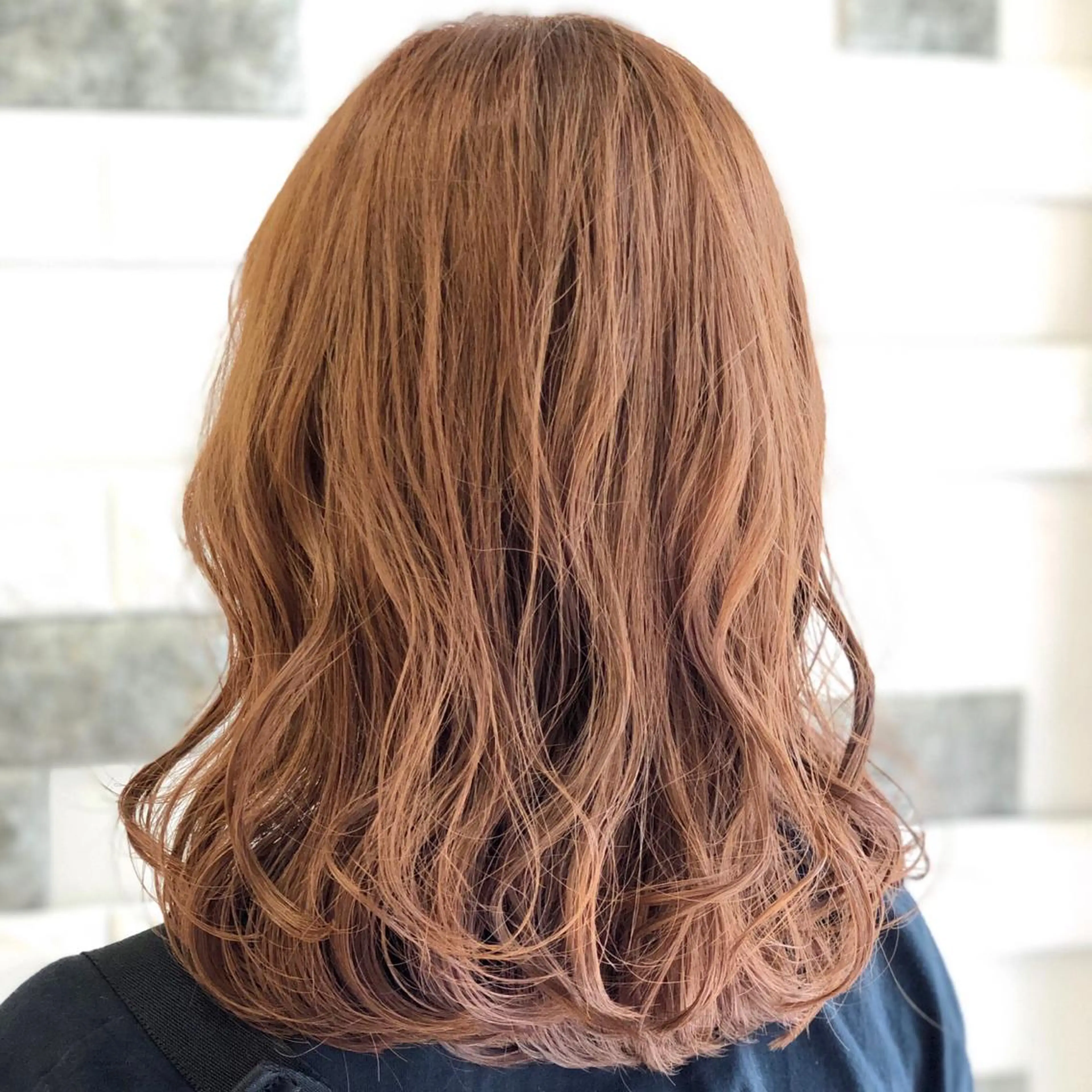 ミディアム カラー ベージュカラー オレンジ オレンジベージュ これた🧸ヘアメ職人 ♡髪質改善♡カラーのヘアスタイル