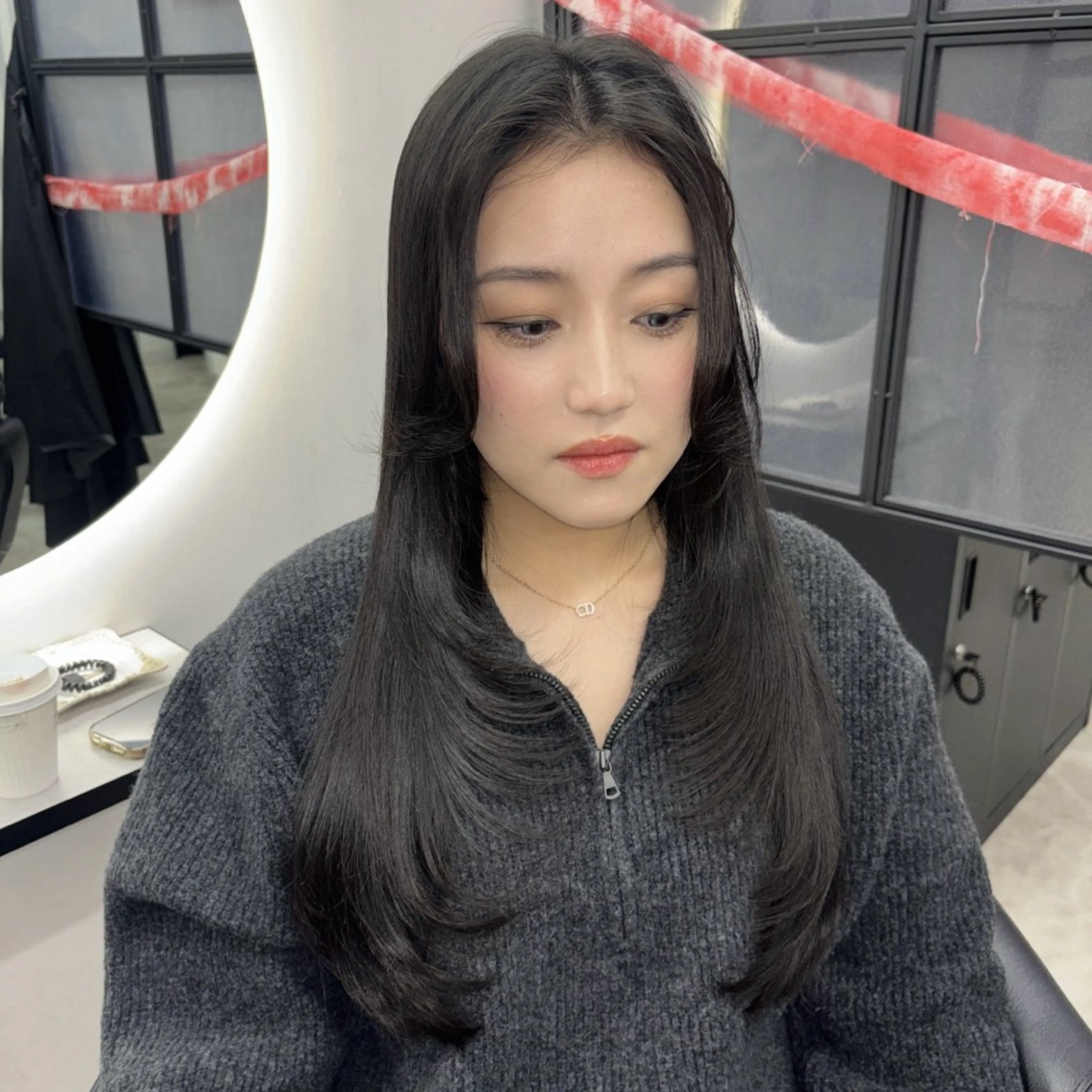 ロング カット Ren. 🦋デザインカラーのヘアスタイル