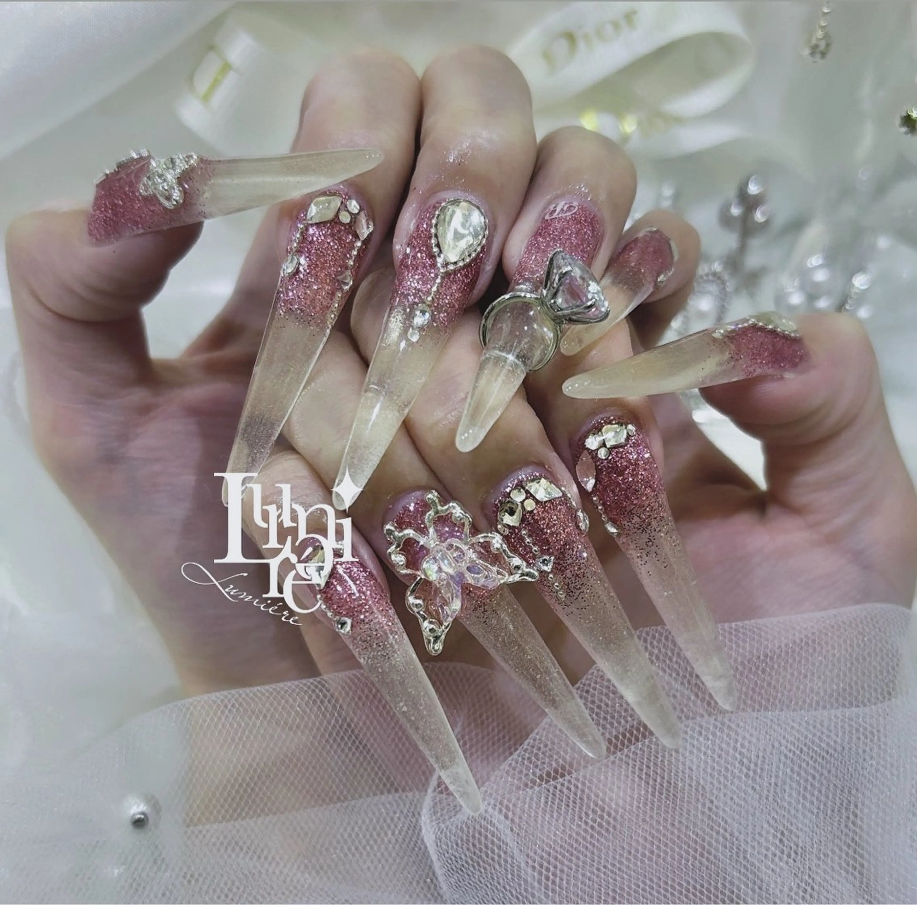 ネイル ロングネイル スーパーロングネイル ハンドネイル Lumière/ 超ロング/ワンホンのネイルデザイン