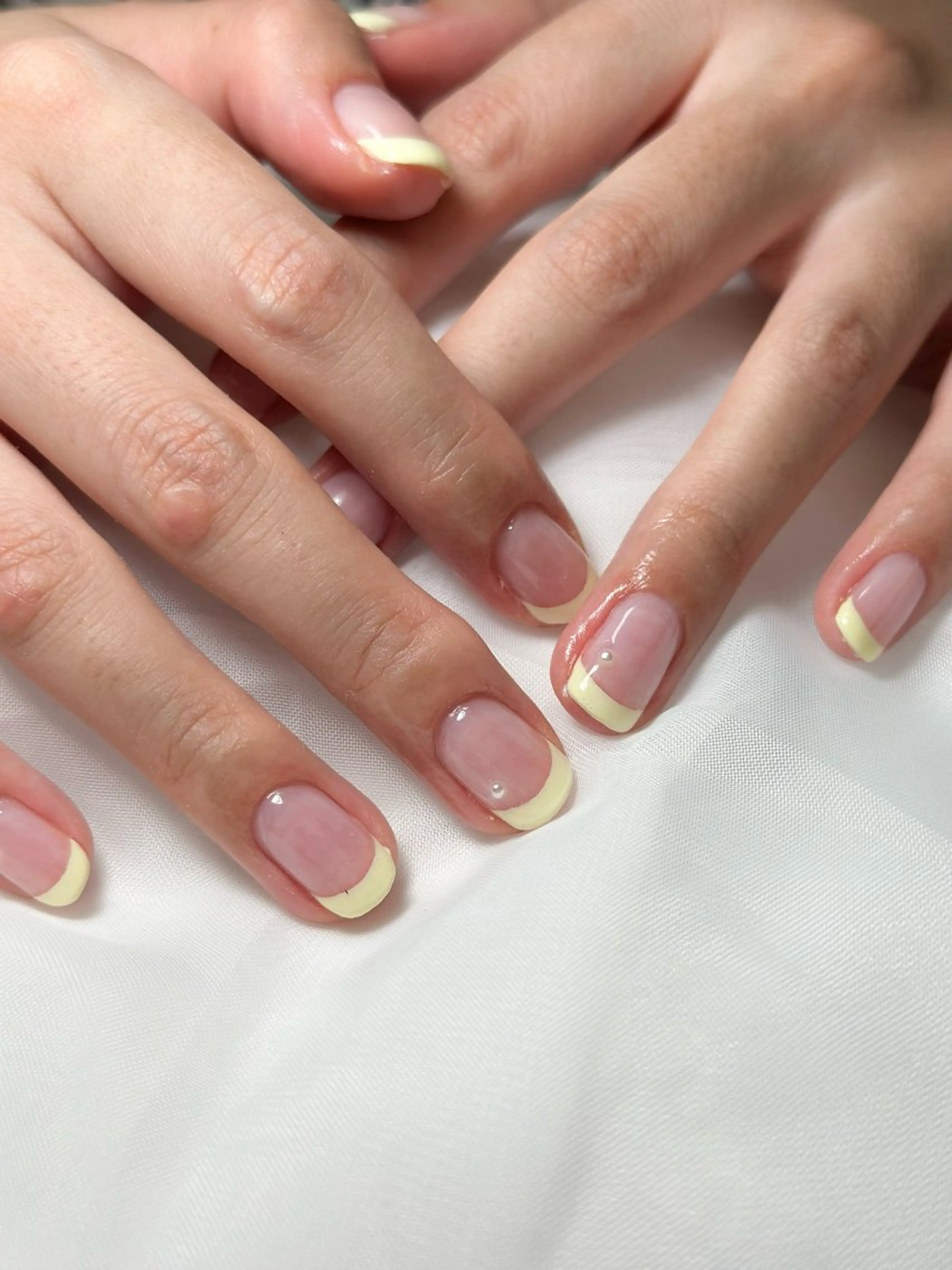ネイル フレンチネイル 黄色 bibiwoo Ayakoのネイルデザイン