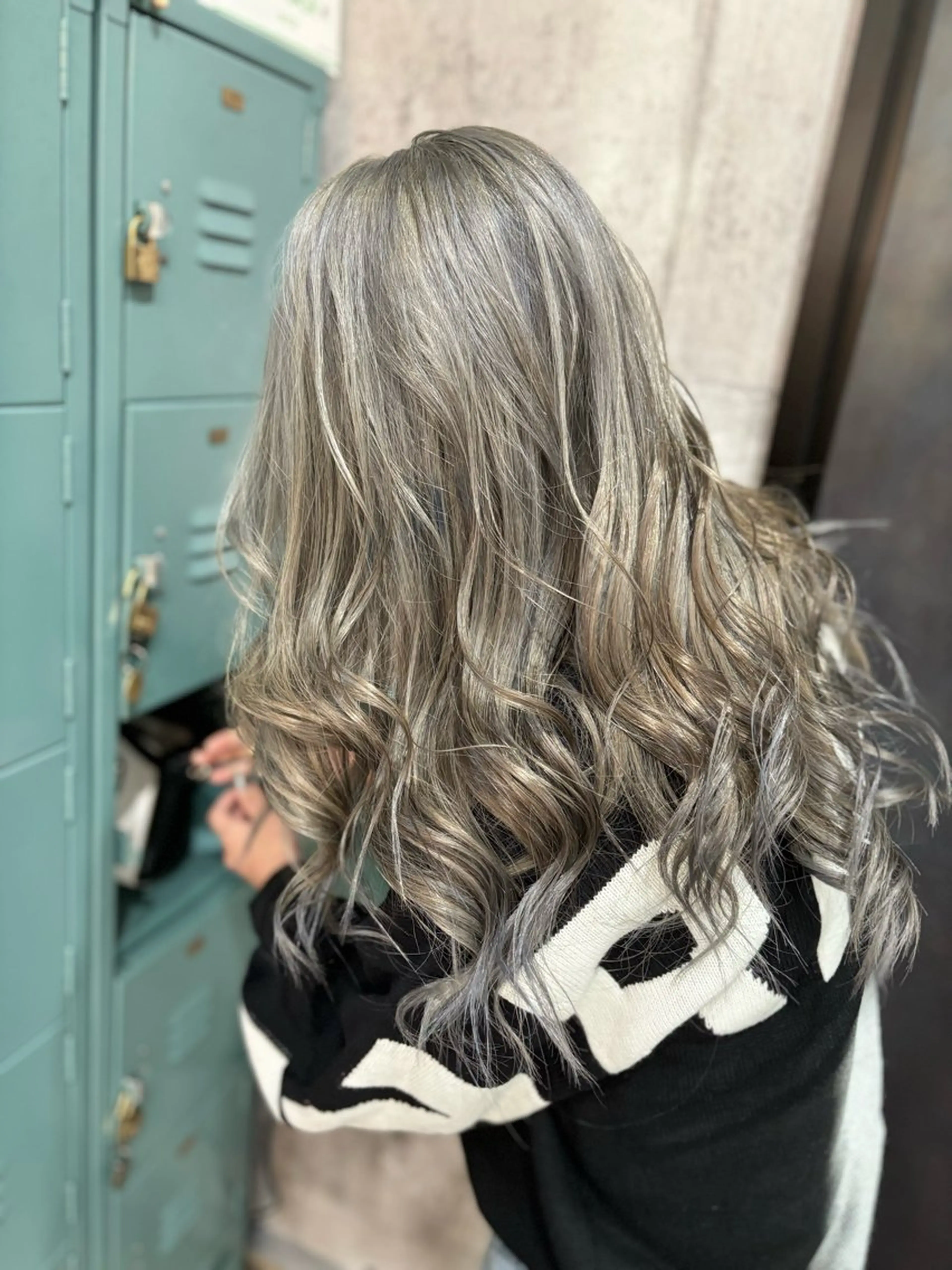 ロング ヘアカラー トリートメント yoshihara yuukiのヘアスタイル