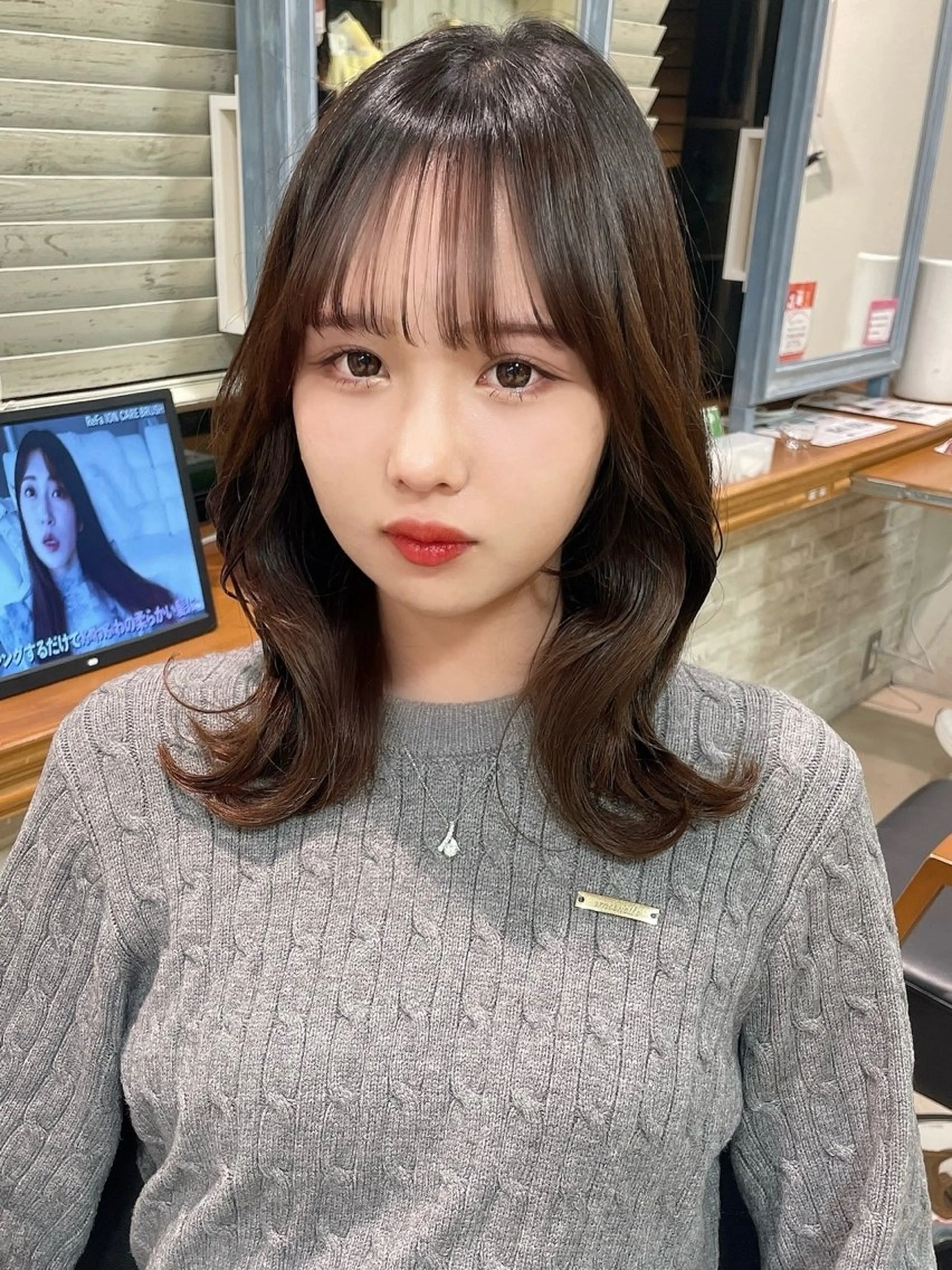 セミロング 似合わせカット 江口 さやかのヘアスタイル