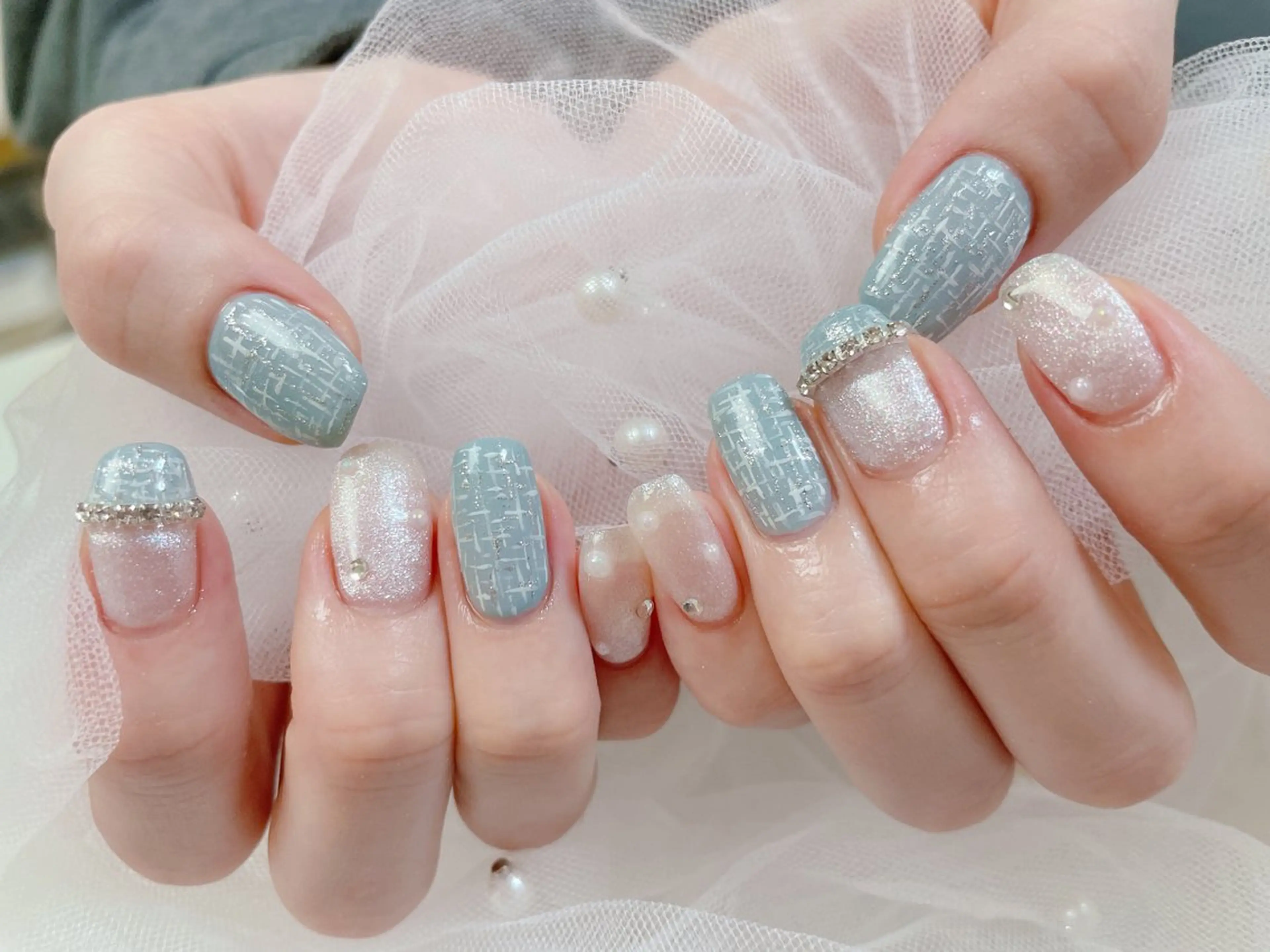 ネイル ネイルサロンエクラ 🫧Shizukaのネイルデザイン