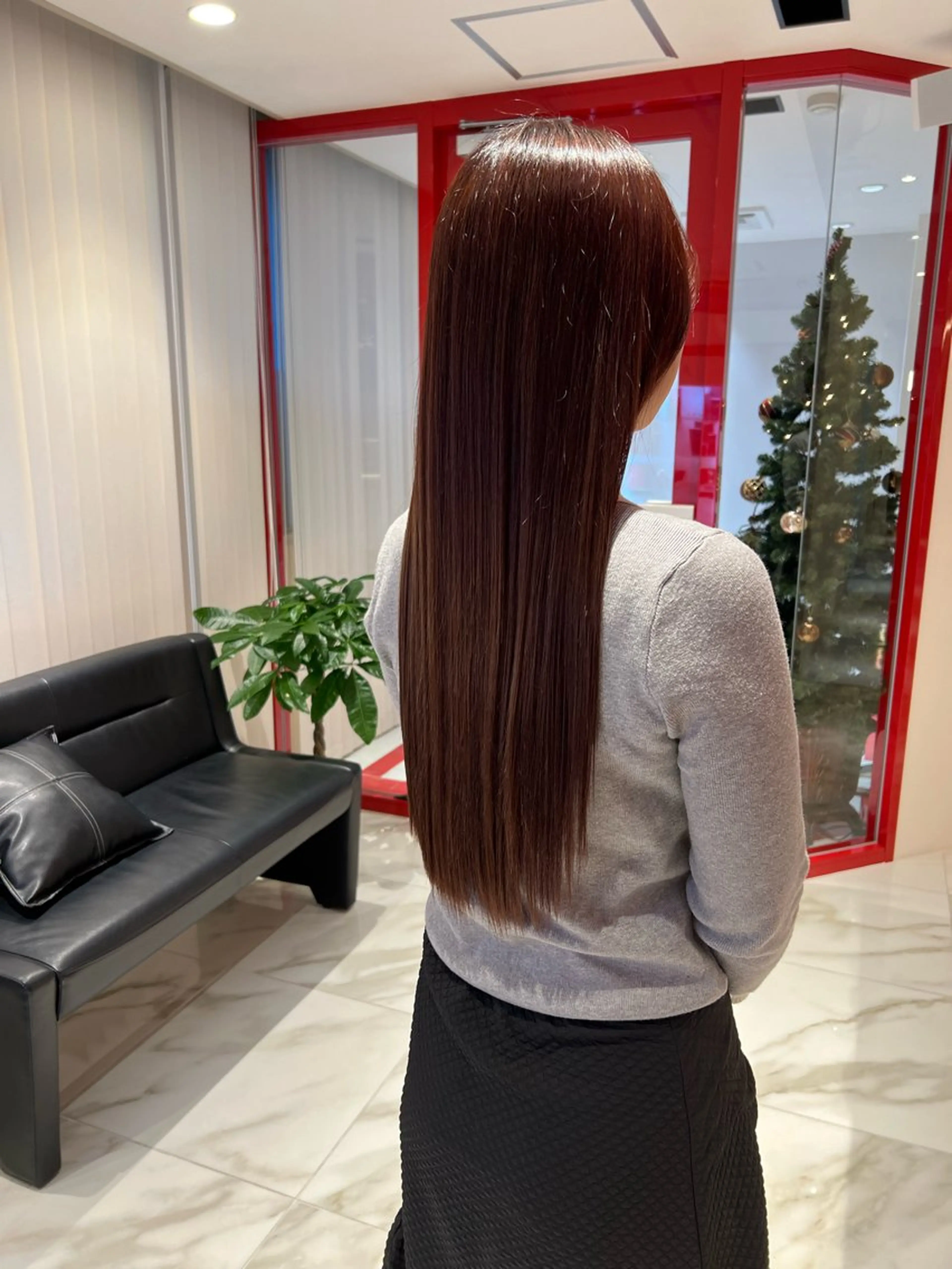 ロング カラー 山本 麗のヘアスタイル