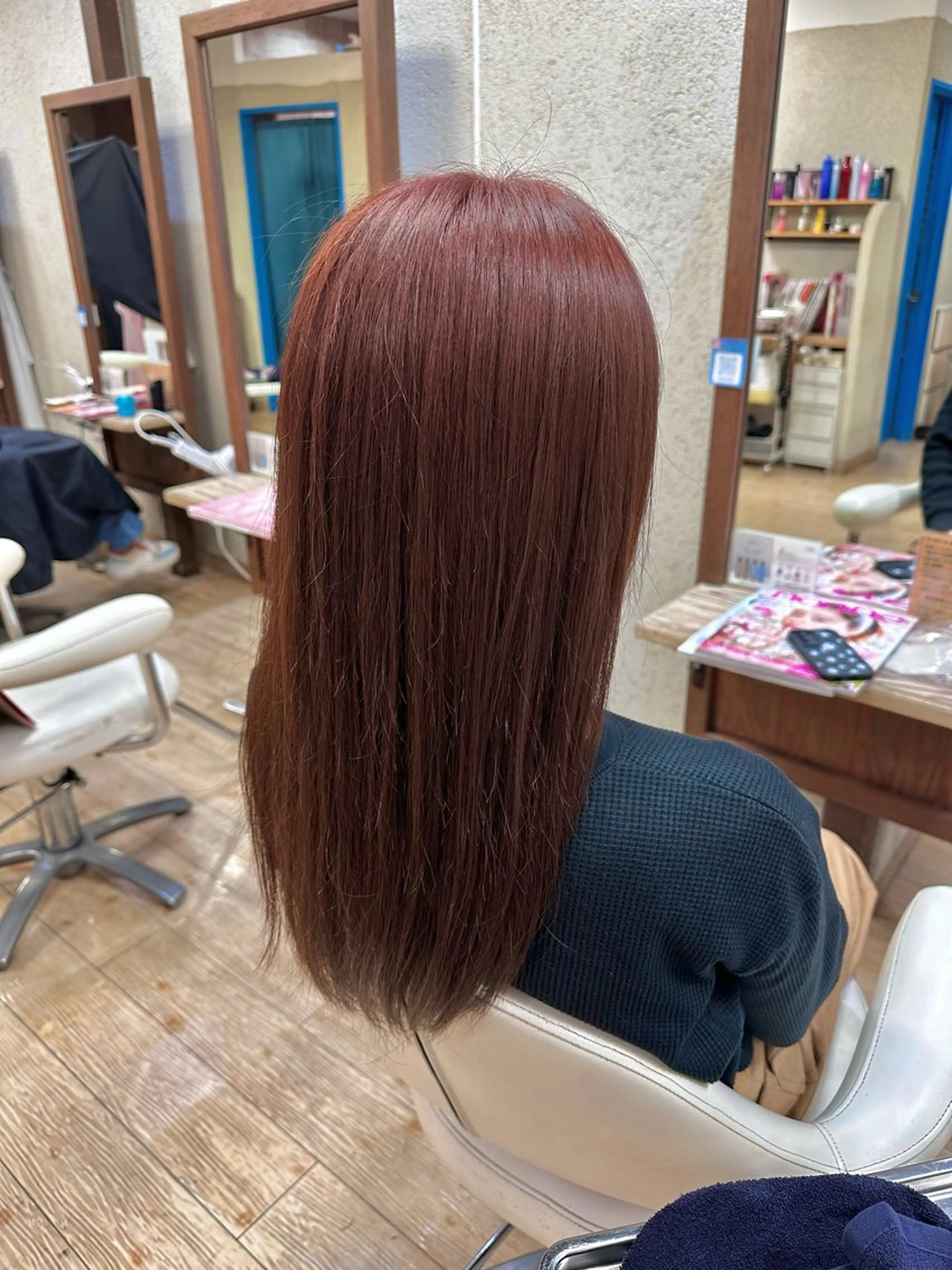 ロング カラー ブラウンカラー ピンクカラー ピンクブラウン カット ヘアカラー トリートメント 阿部 美咲のヘアスタイル