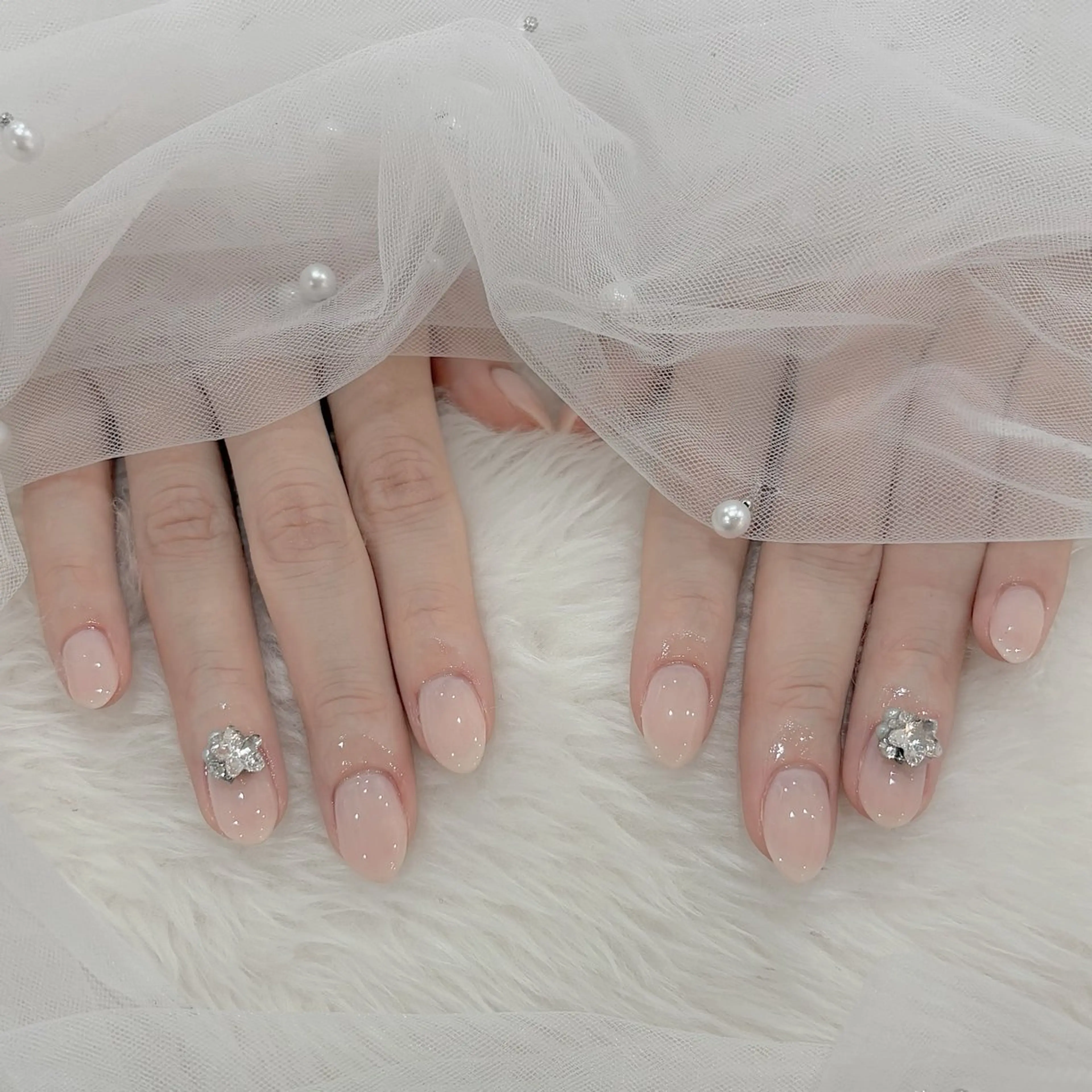 ネイル KANA🎀ワンホン ネイル🤍当日予約○のネイルデザイン