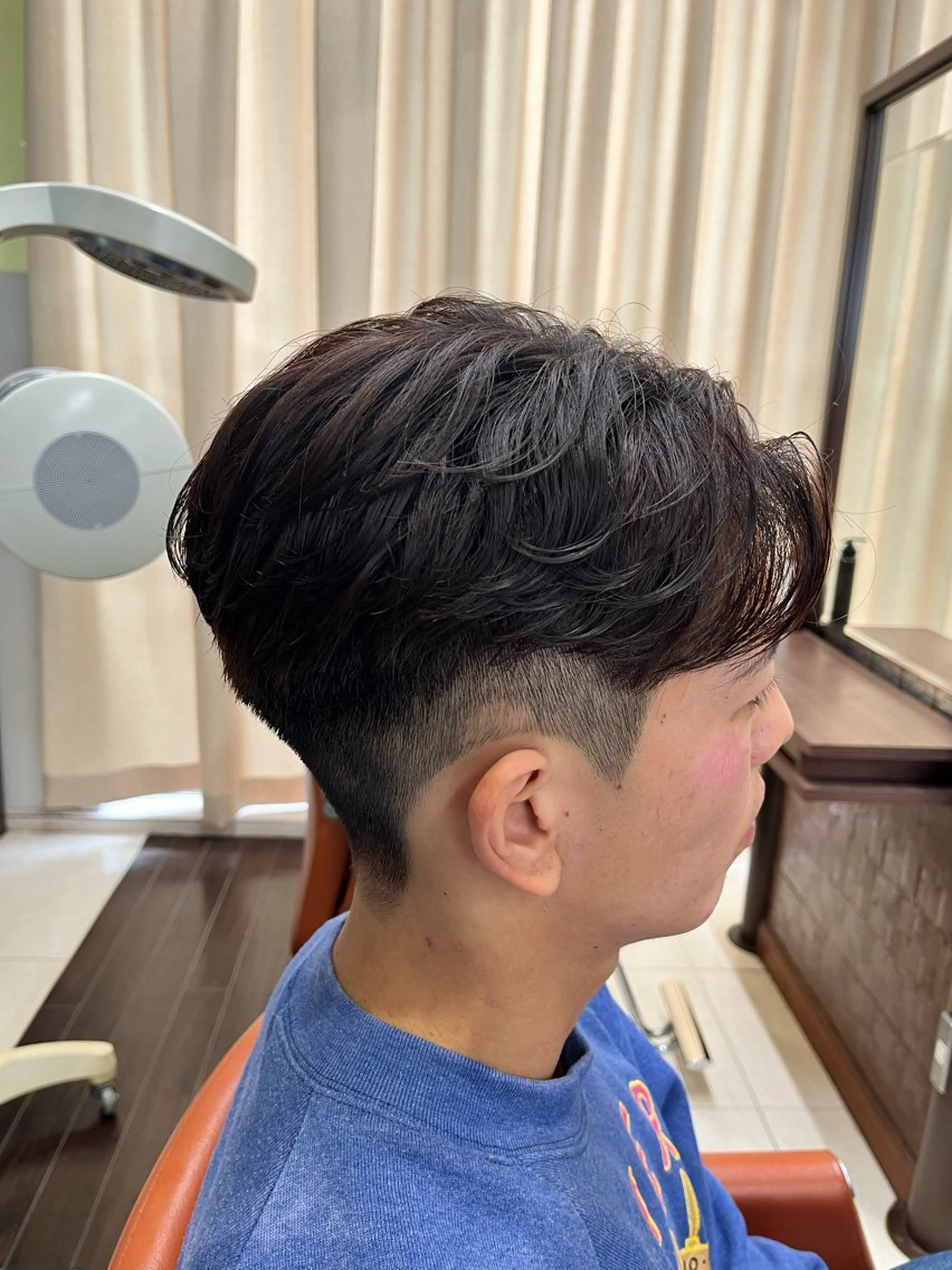 ショート パーマ メンズ センターパート メンズパーマ ニュアンスパーマ 🧊メンズ特化🧊 高木航希のヘアスタイル