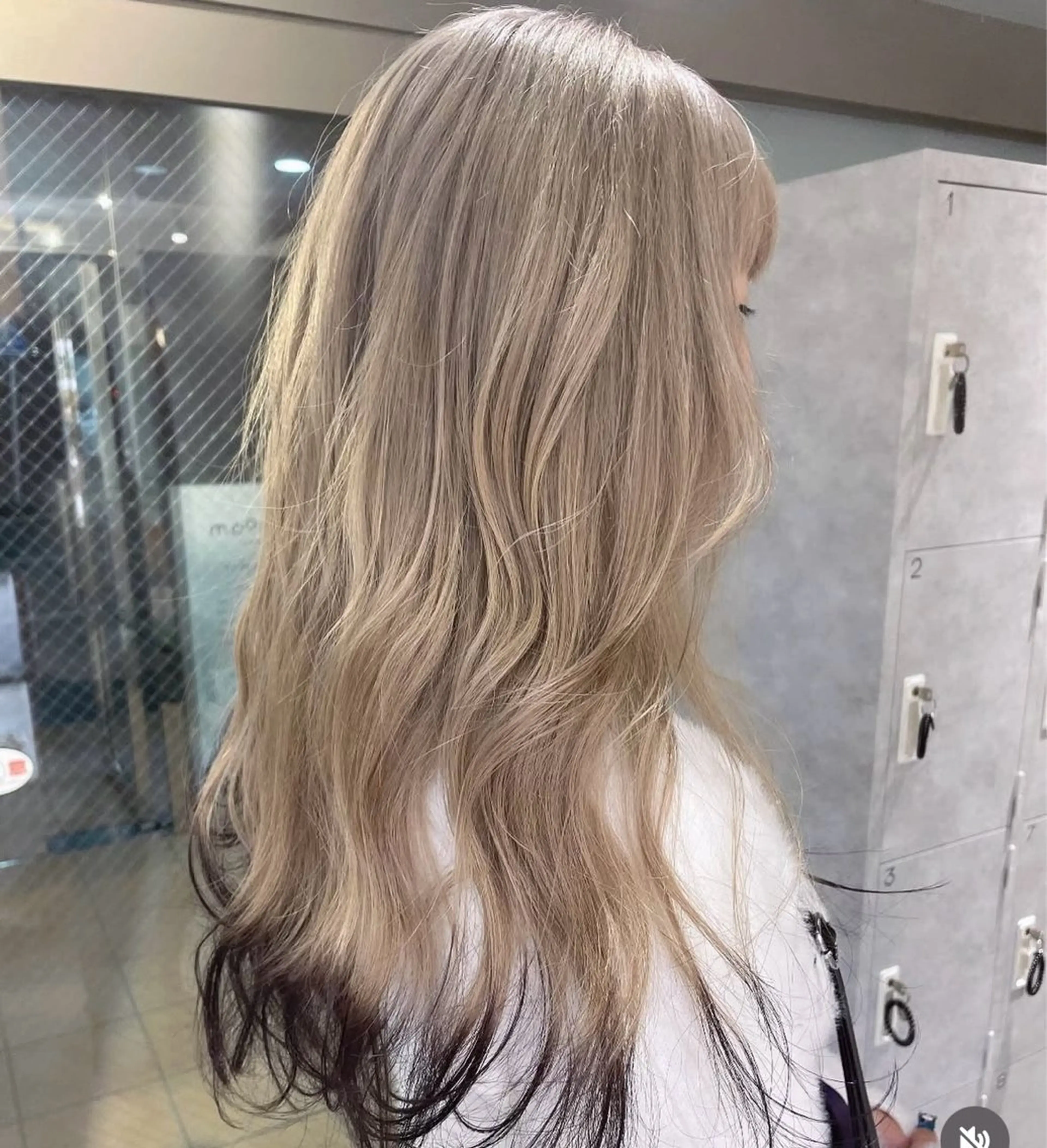 ロング カラー moon/髪質改善/ ブリーチ/レイヤー☪のヘアスタイル