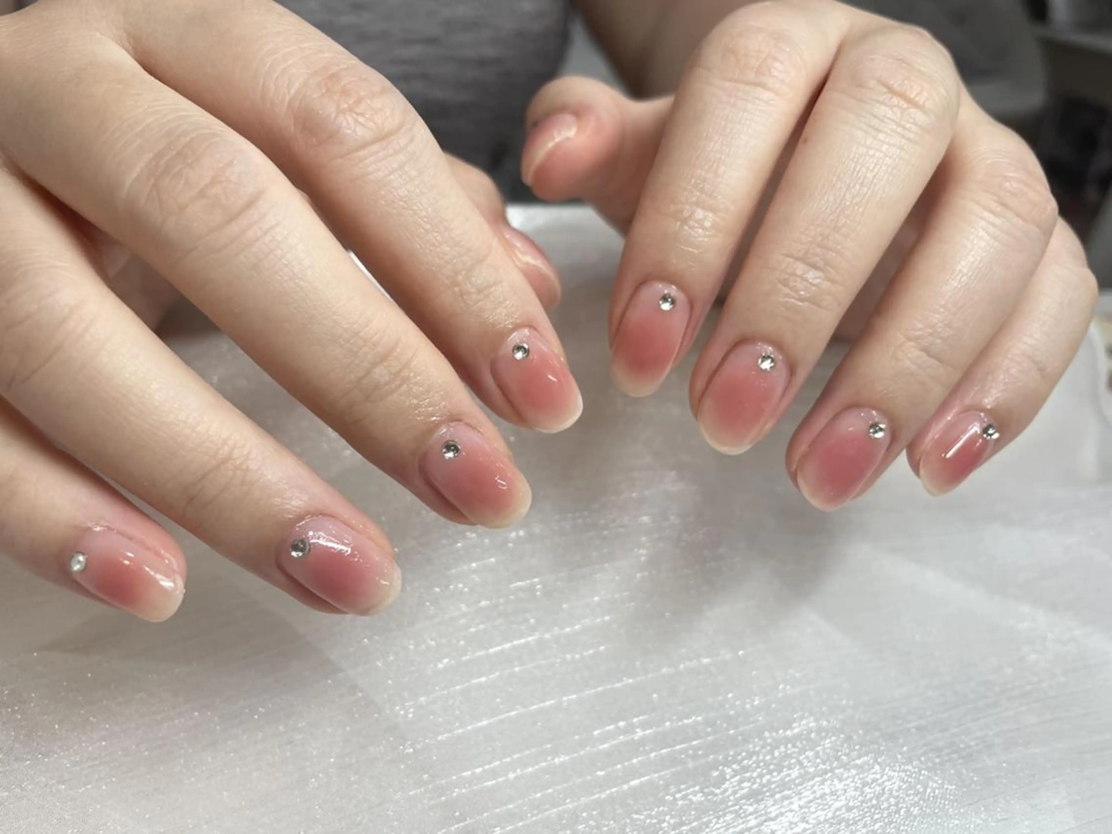 ネイル ハンドネイル ハンドケア メイ 💅のネイルデザイン