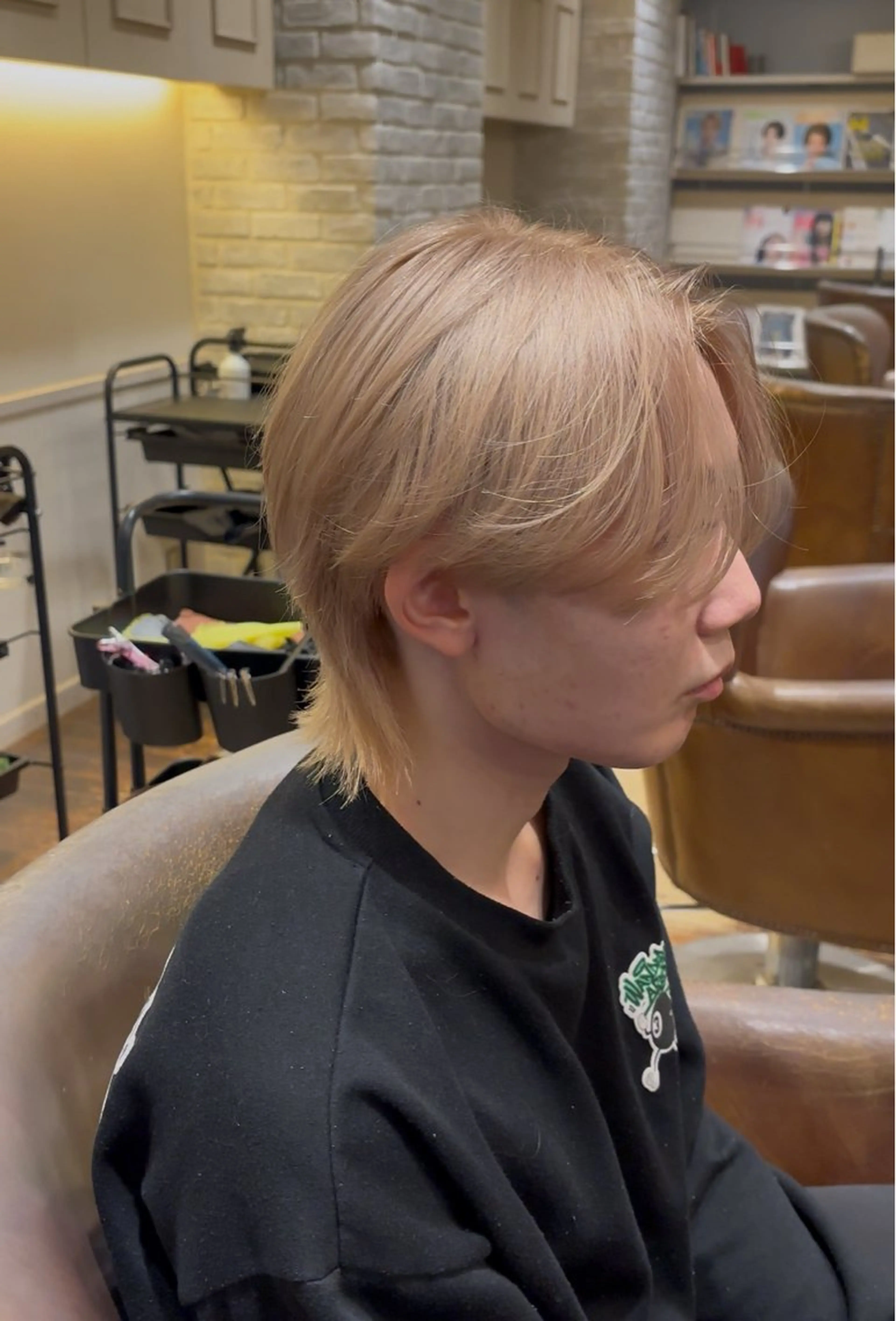 ショート メンズ ｢韓国風カラー ｣サナのヘアスタイル