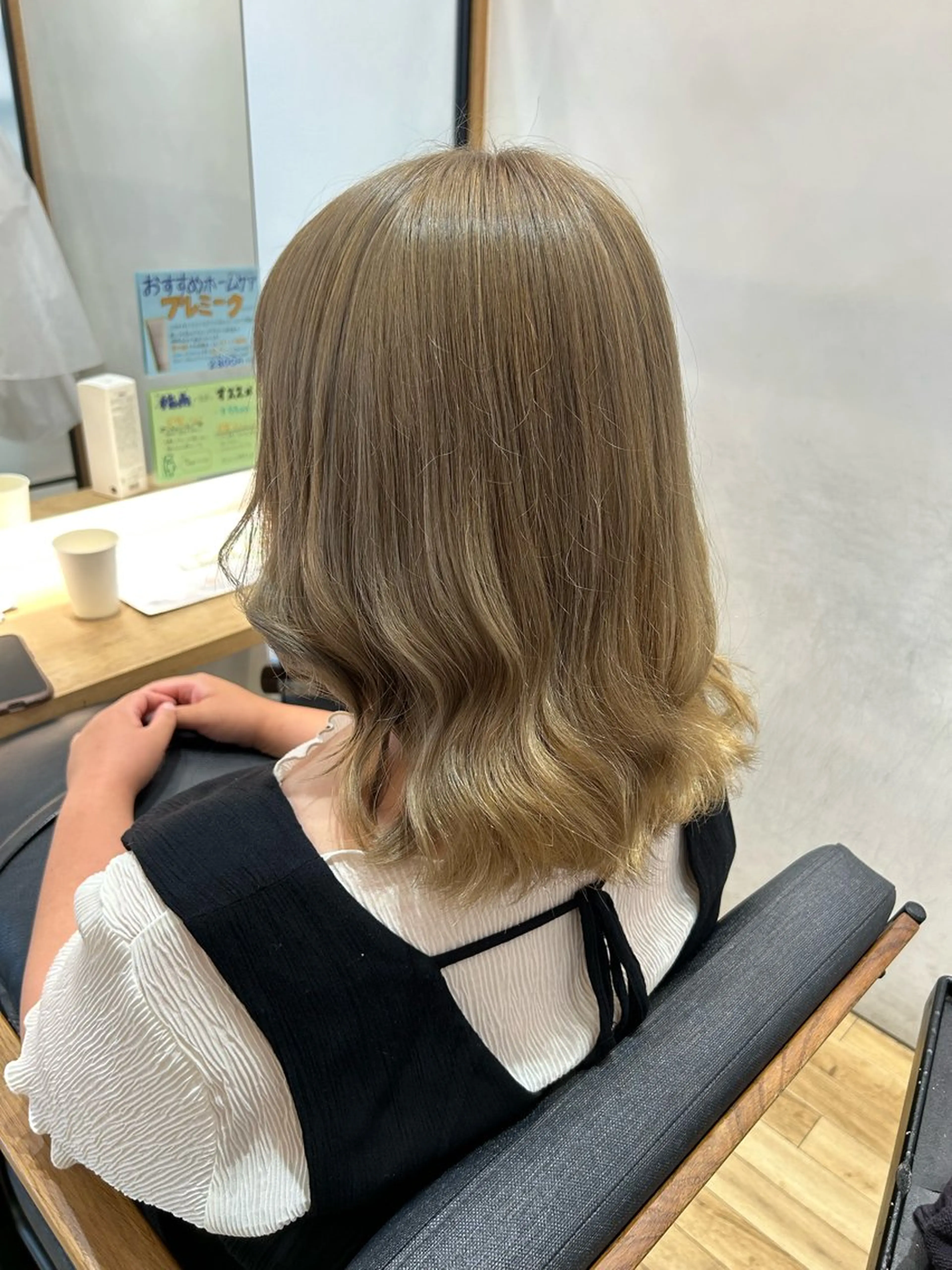 ミディアム ヘアカラー ゆうき あすかのヘアスタイル