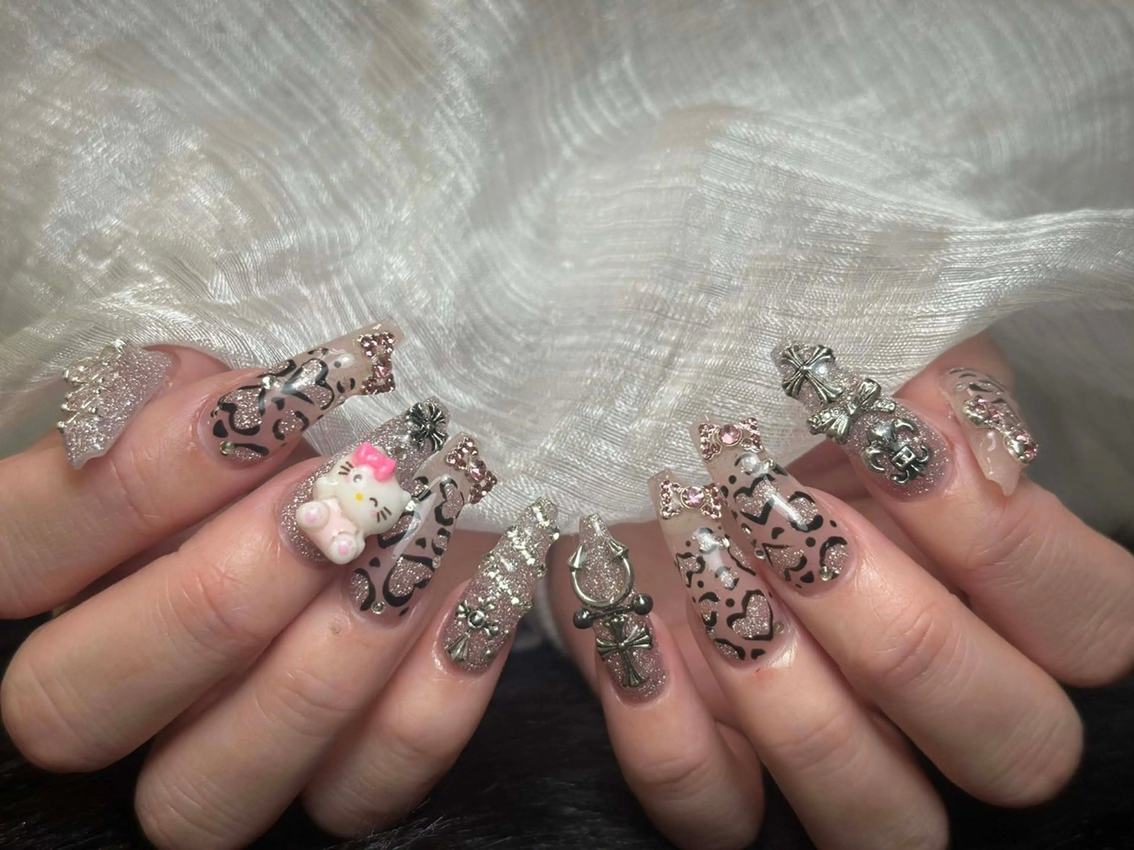 ネイル フレンチネイル ジェルネイル ガーリー 韓国ネイル ロングネイル ハンドネイル NieNail Nezukoのネイルデザイン