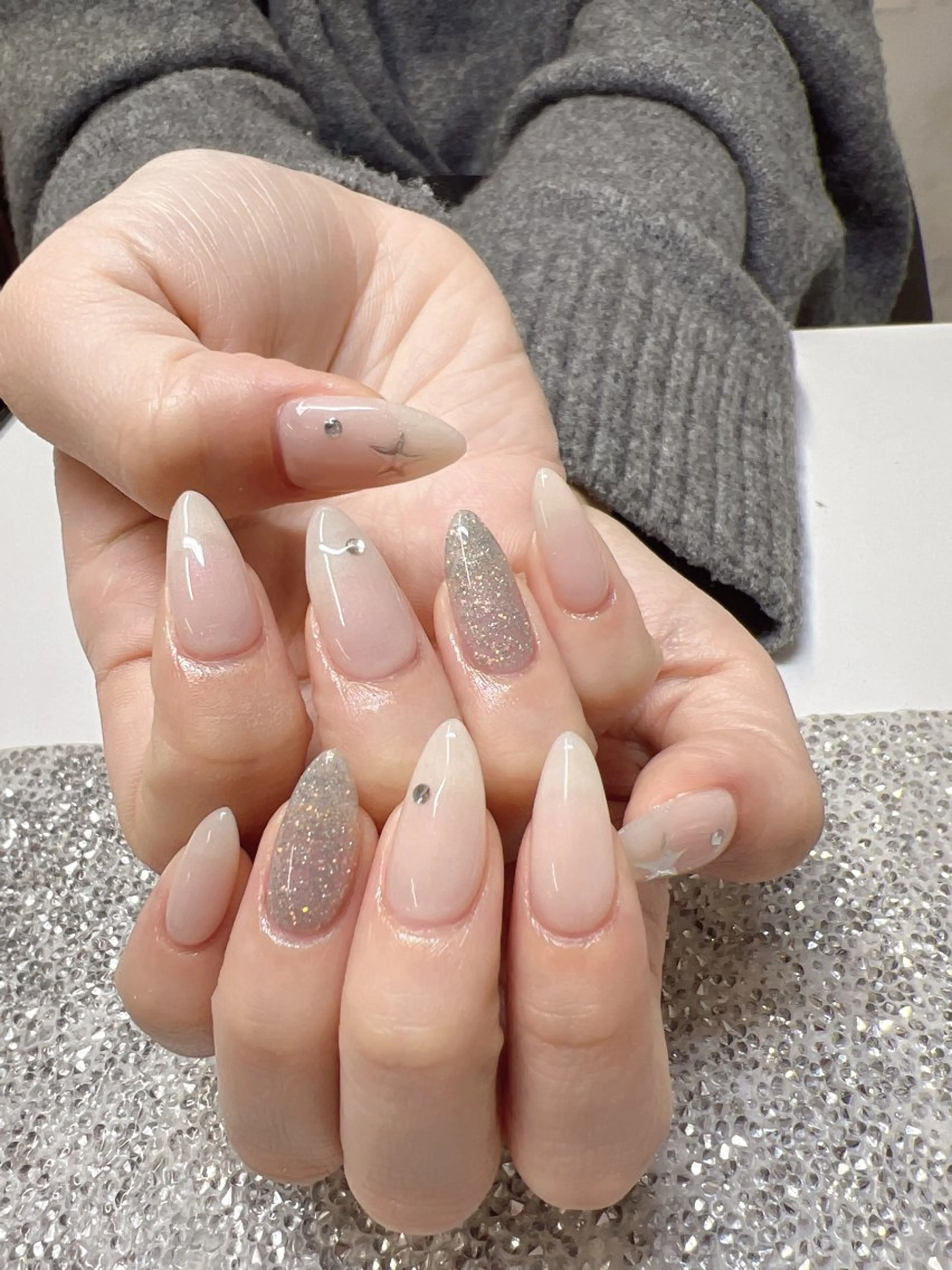 ネイル ガレンドウ 白澤 愛子のネイルデザイン