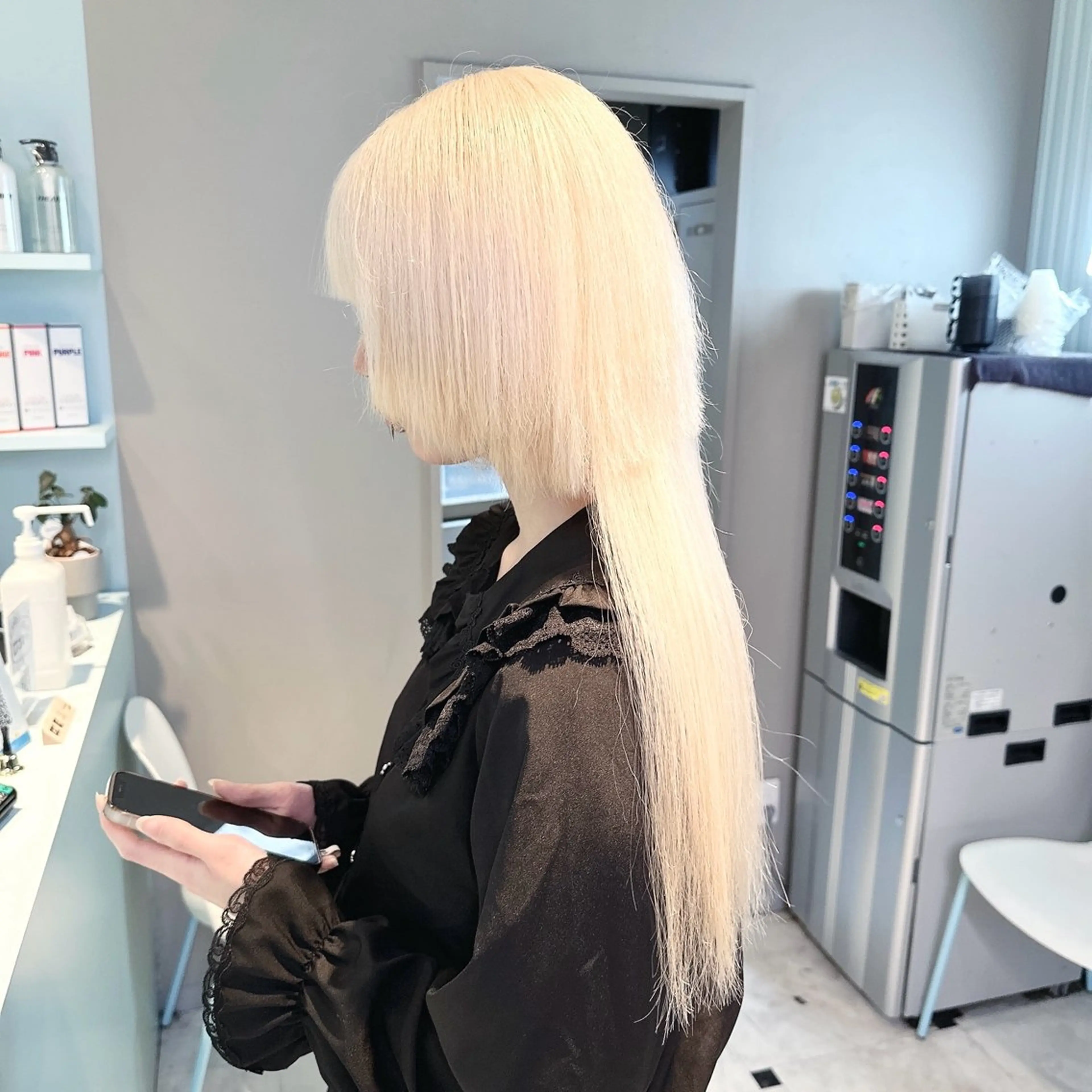 ロング ツヤ髪ハイトーン💖 💫Hikaru💫のヘアスタイル