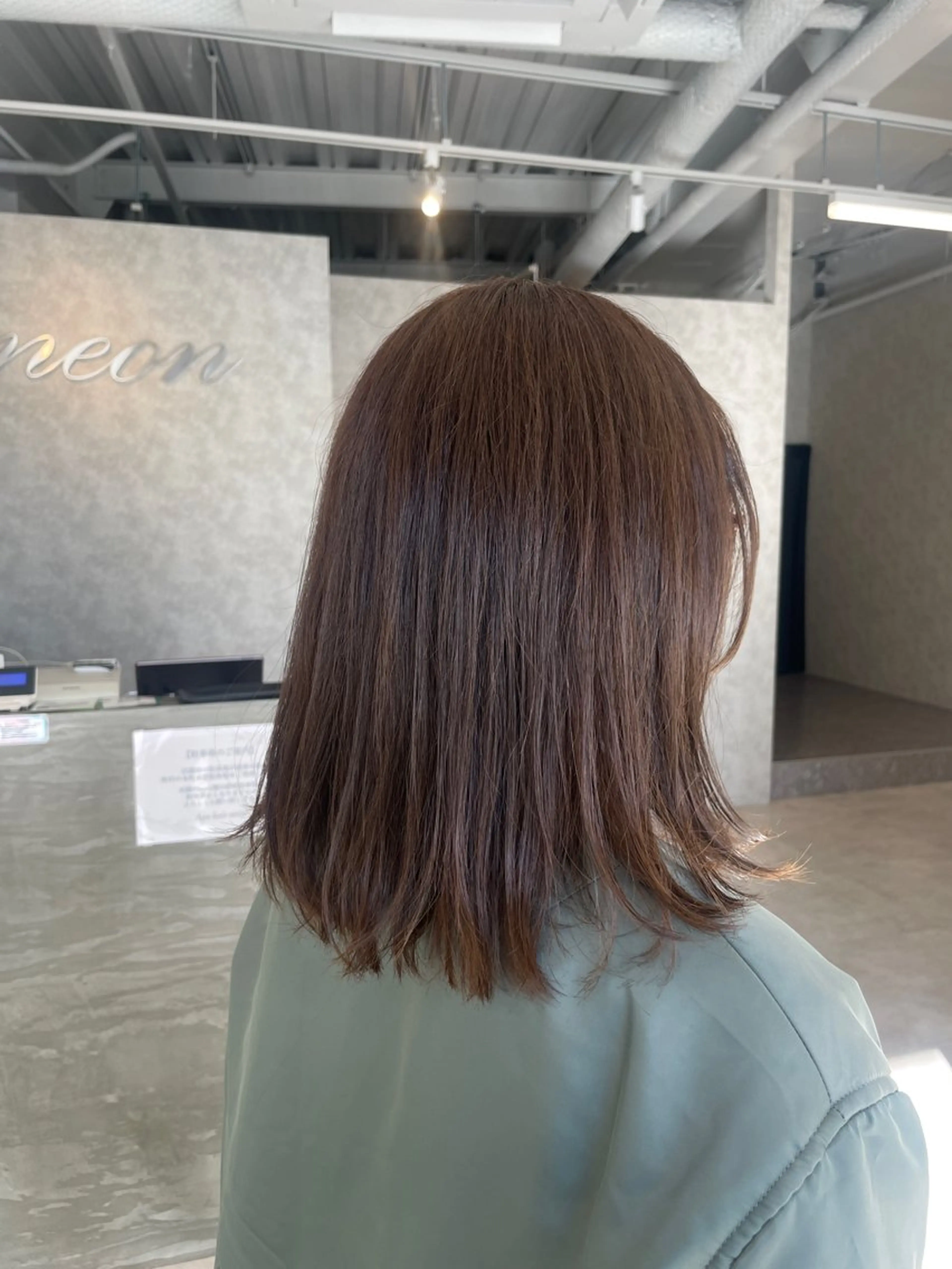 ミディアム 坂井 里奈のヘアスタイル